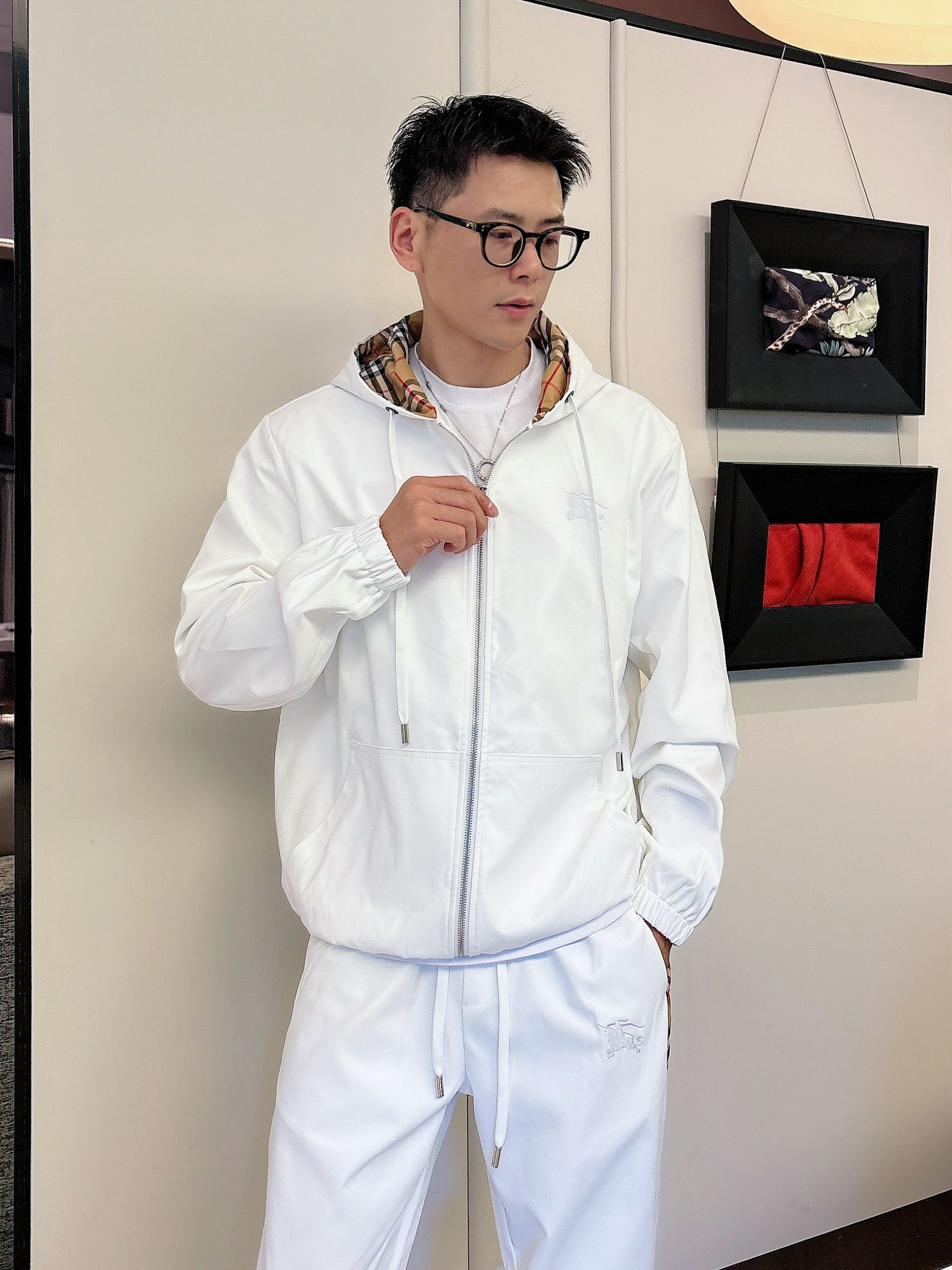 Burberry Basic Clothing Hooded M-xl