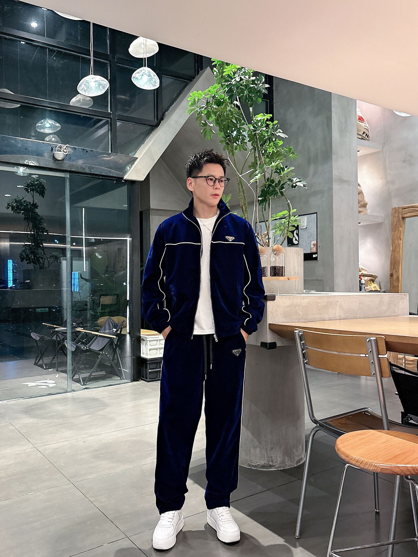 Prada Basic Clothing M-xl