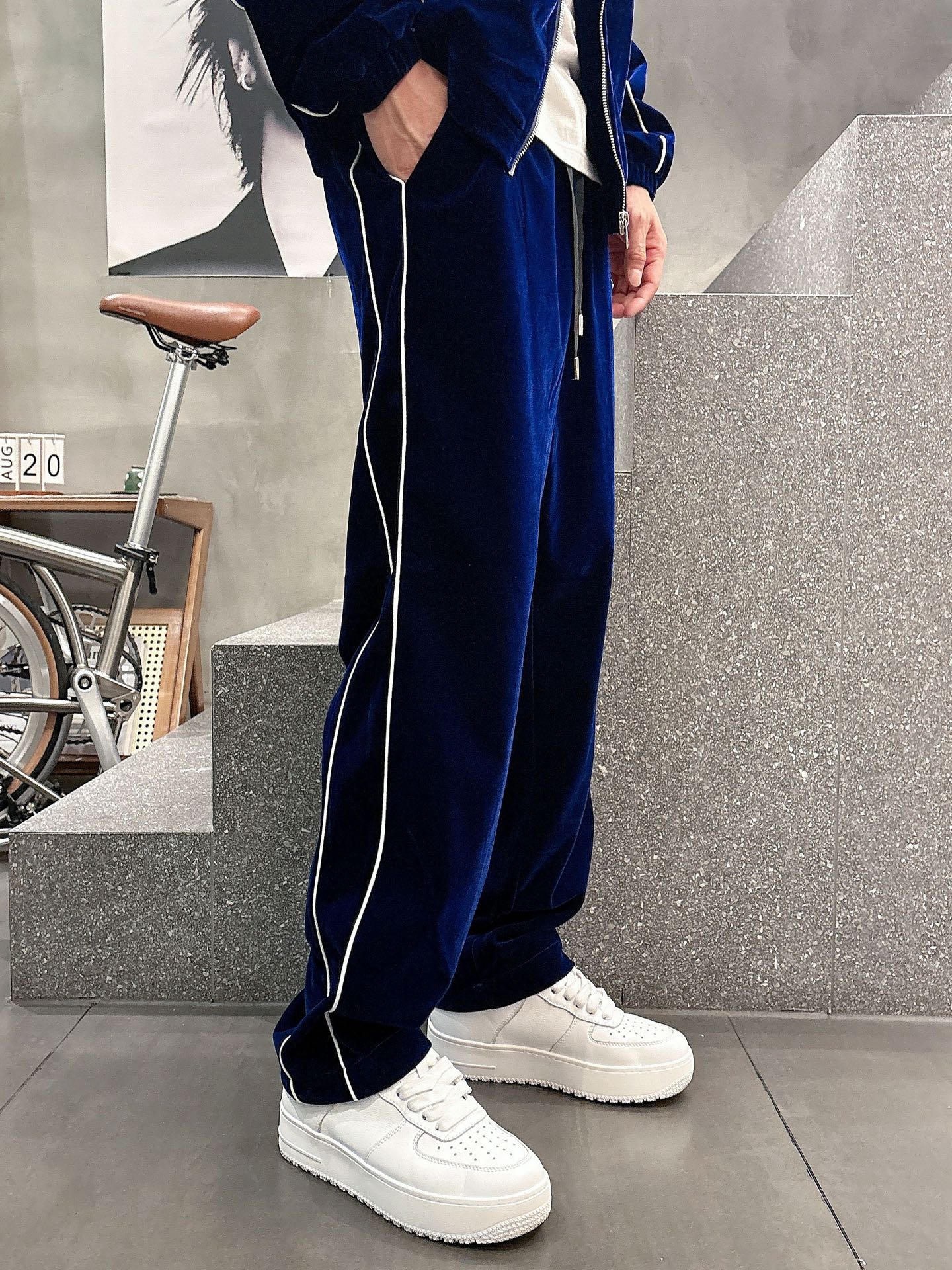 Prada Basic Clothing M-xl