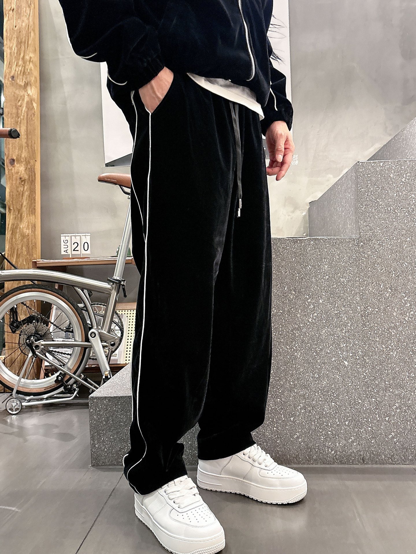 Prada Basic Clothing M-xl