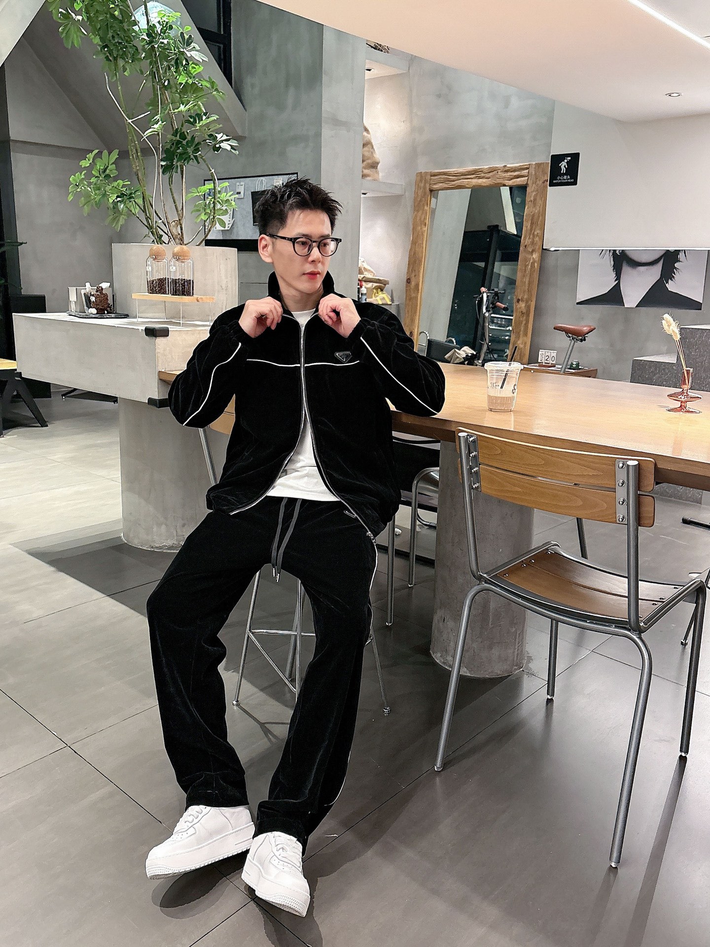 Prada Basic Clothing M-xl