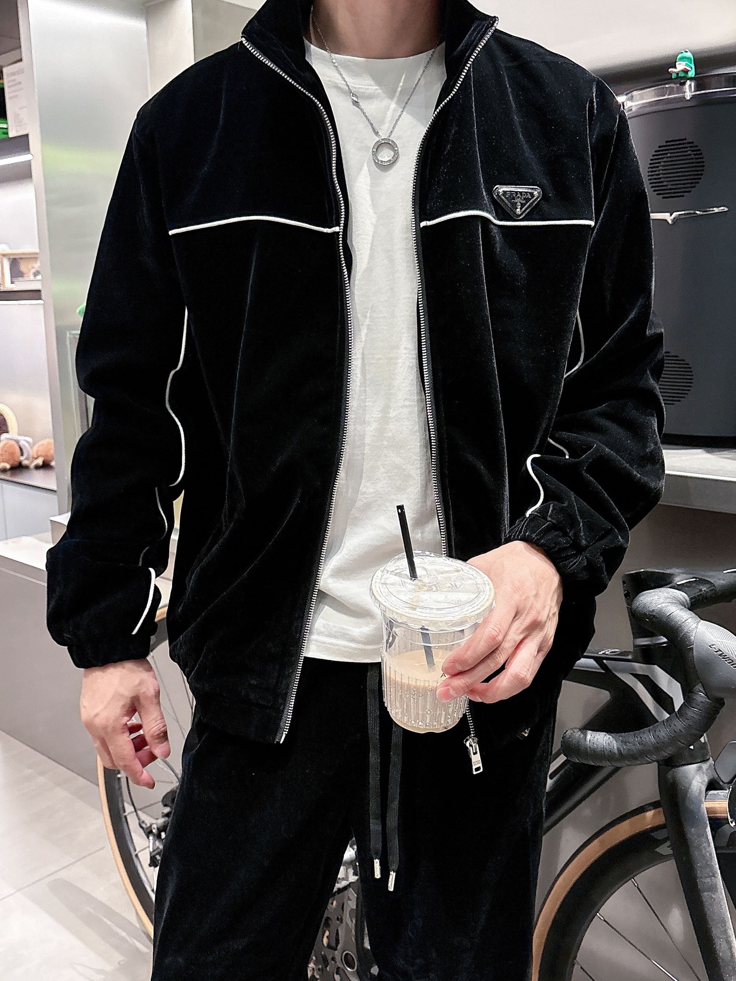 Prada Basic Clothing M-xl