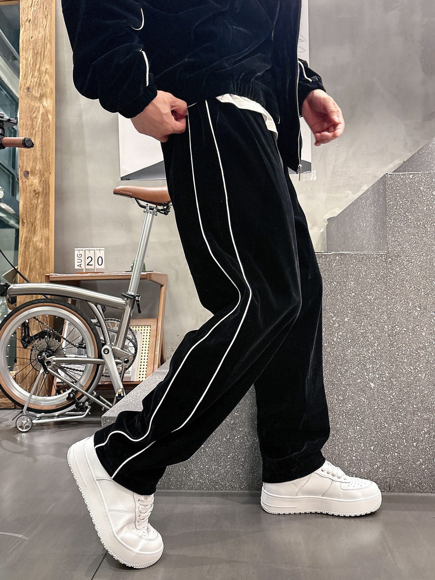 Prada Basic Clothing M-xl