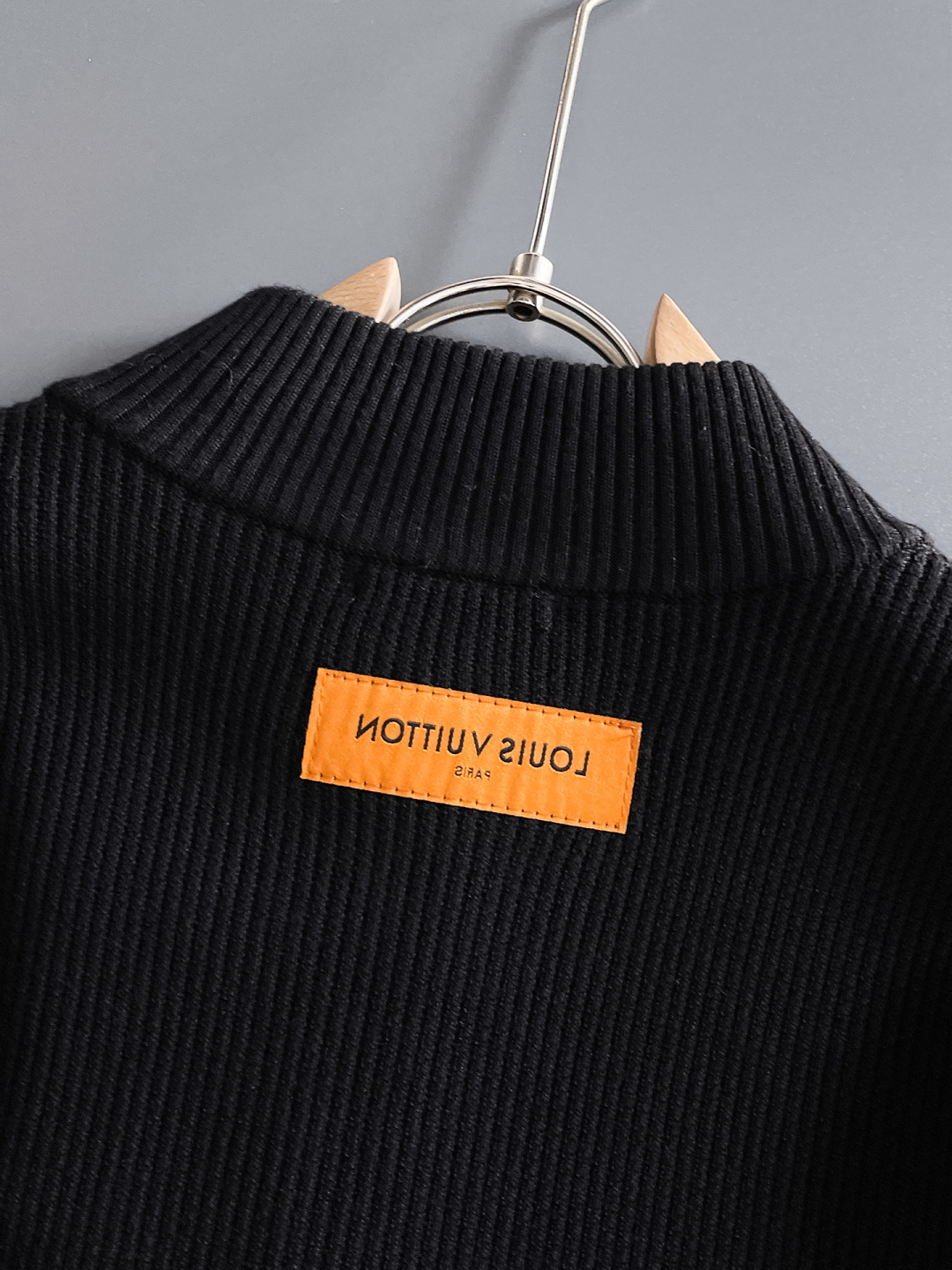 Louis Vuitton Basic Clothing Wool M-l-xl