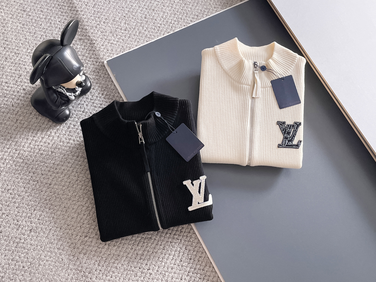 Louis Vuitton Basic Clothing Wool M-l-xl