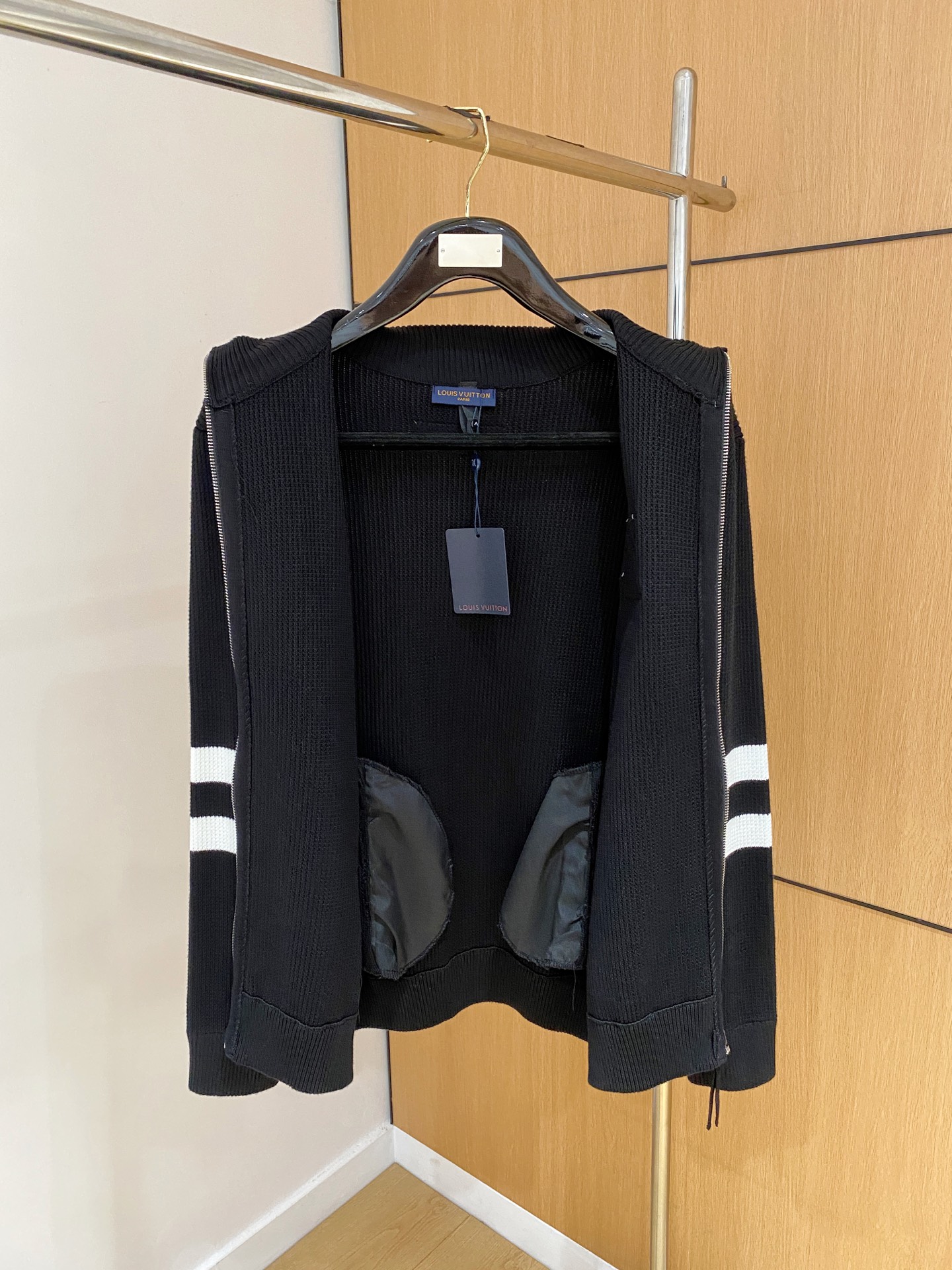 Louis Vuitton Basic Clothing Wool M-l-xl