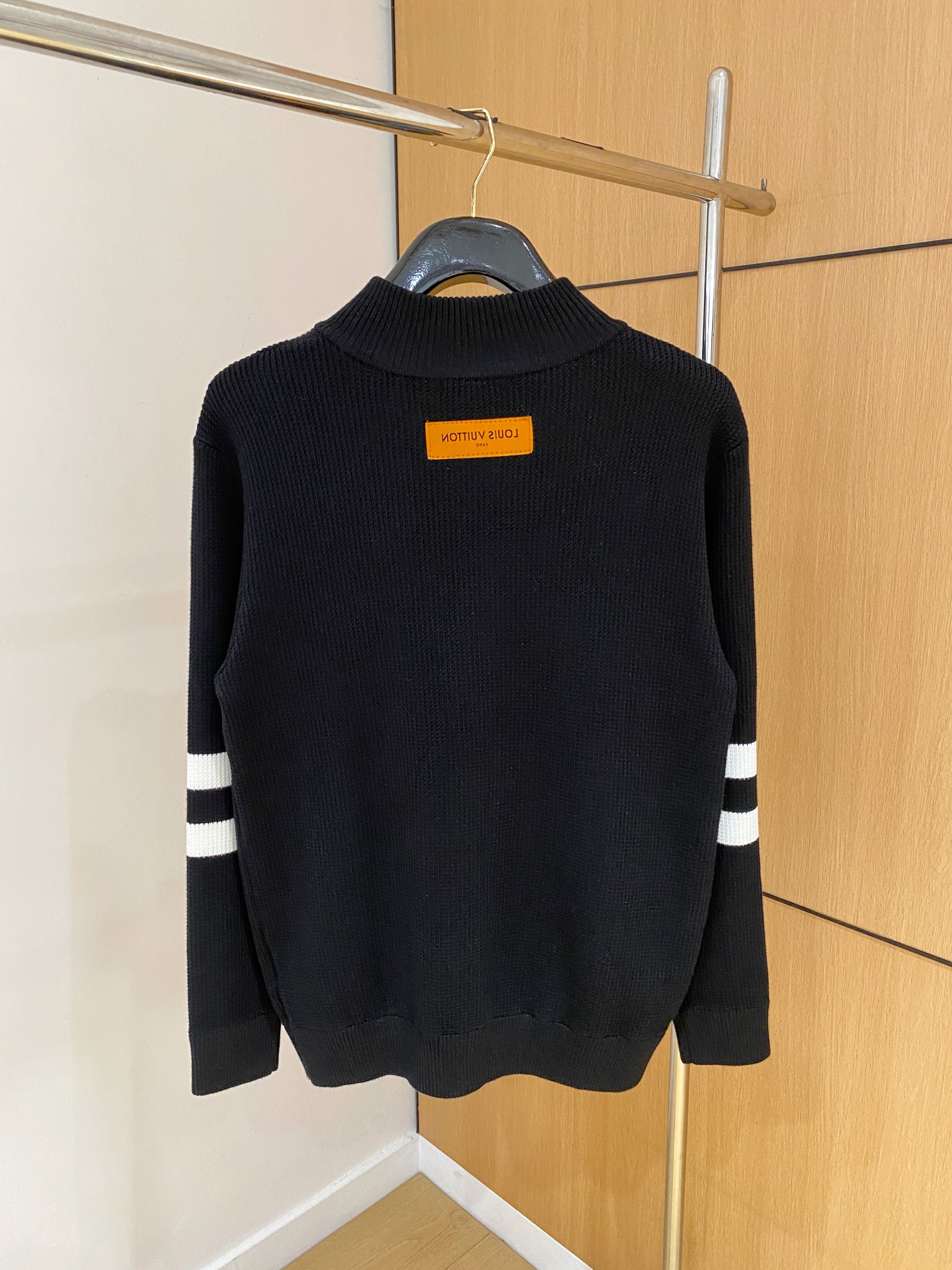 Louis Vuitton Basic Clothing Wool M-l-xl