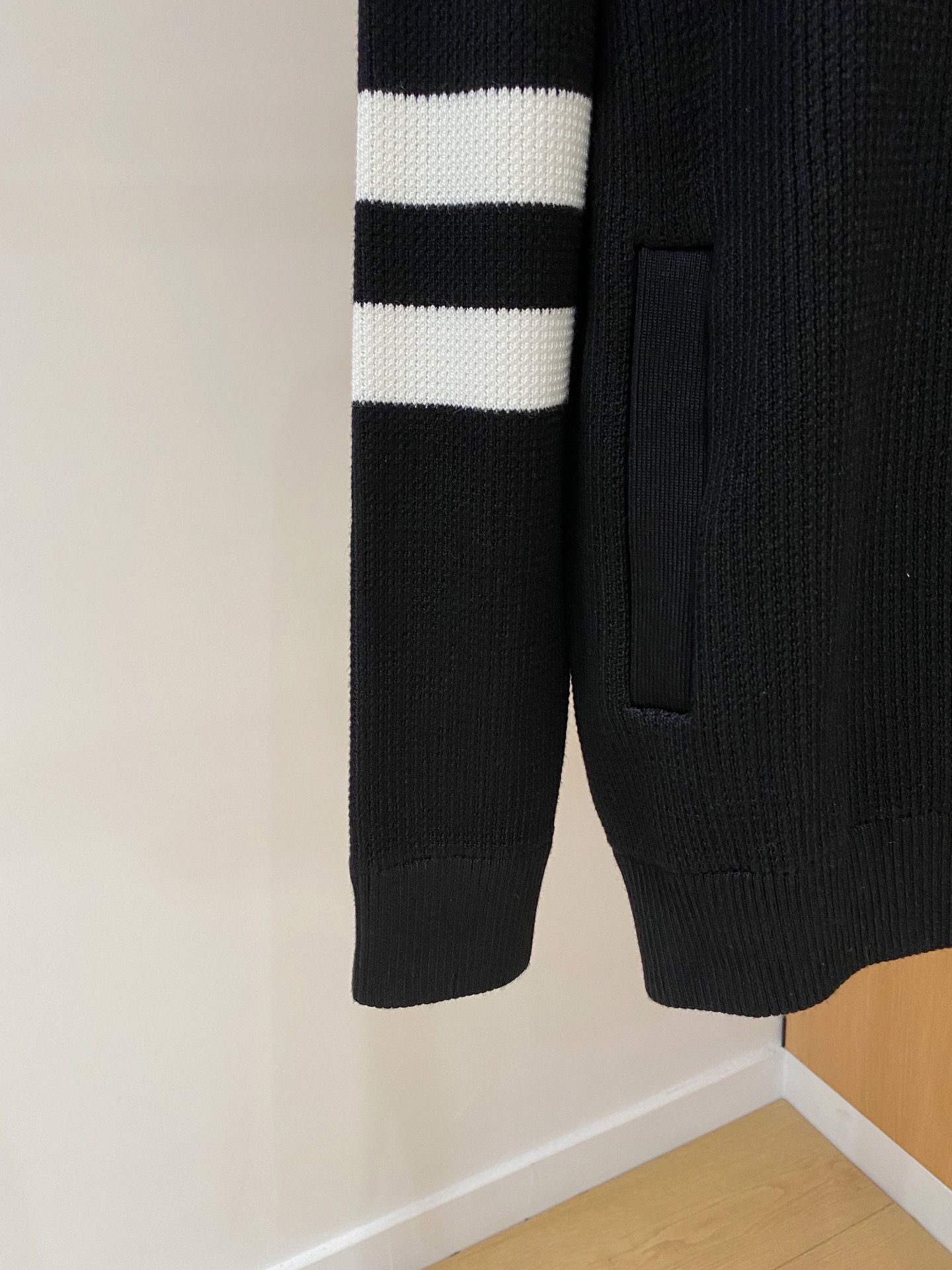 Louis Vuitton Basic Clothing Wool M-l-xl