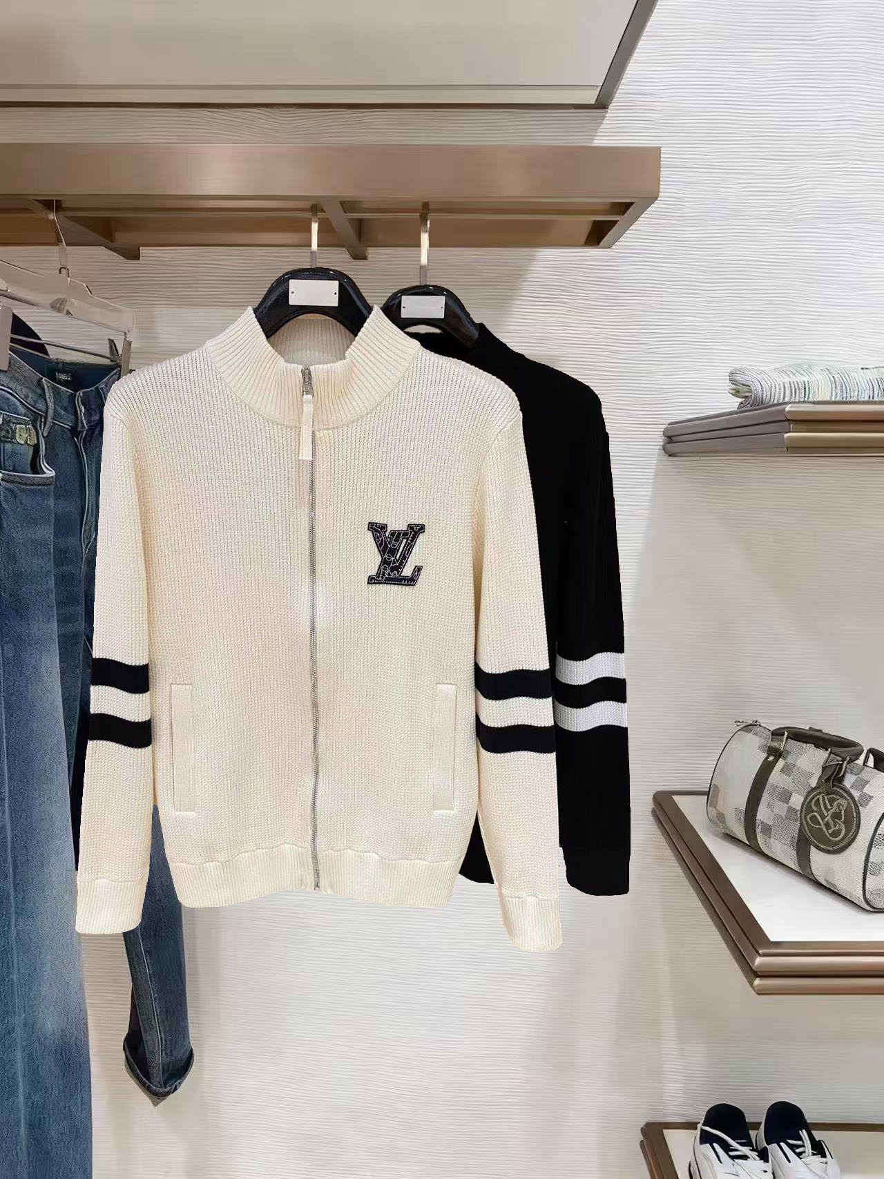 Louis Vuitton Basic Clothing Wool M-l-xl