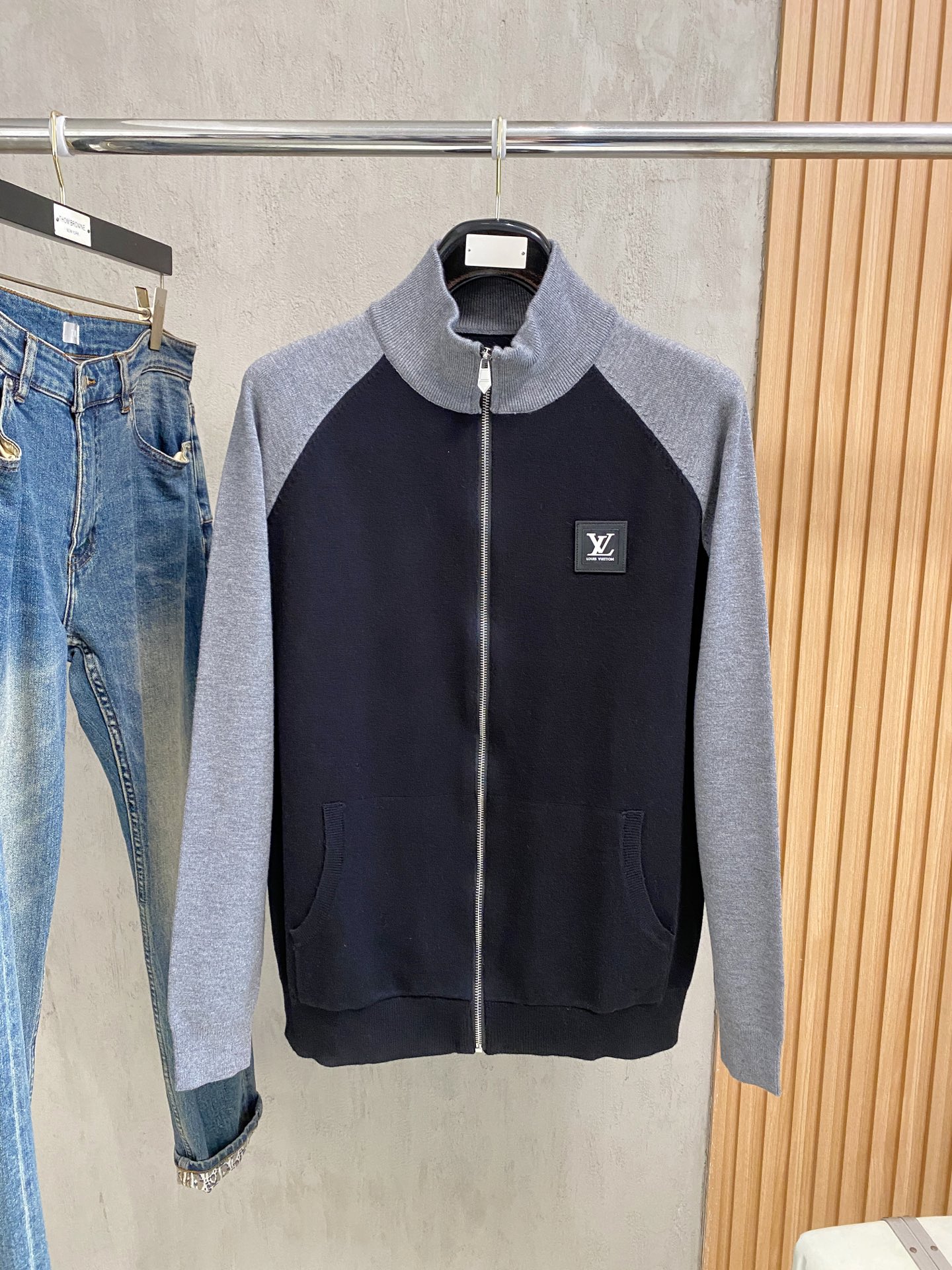 Louis Vuitton Basic Clothing Wool M-l-xl