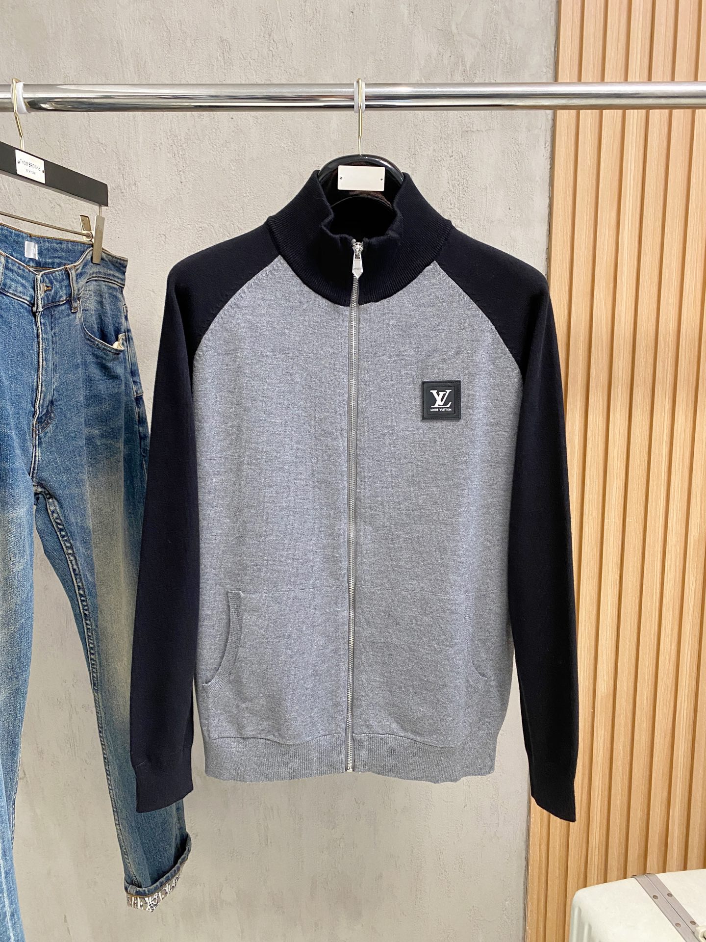 Louis Vuitton Basic Clothing Wool M-l-xl
