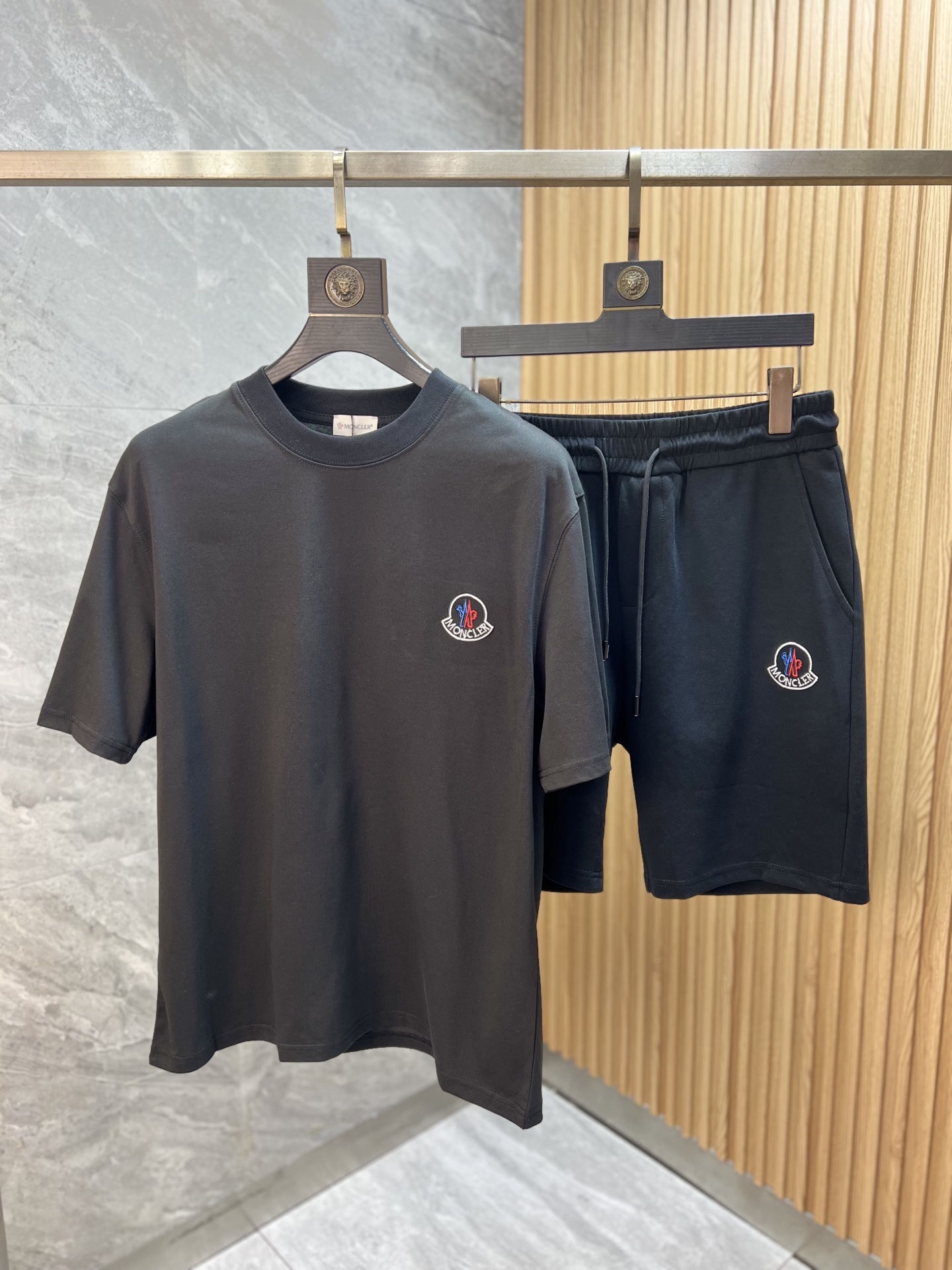 Moncler Basic Clothing M-l-xxxl-175140
