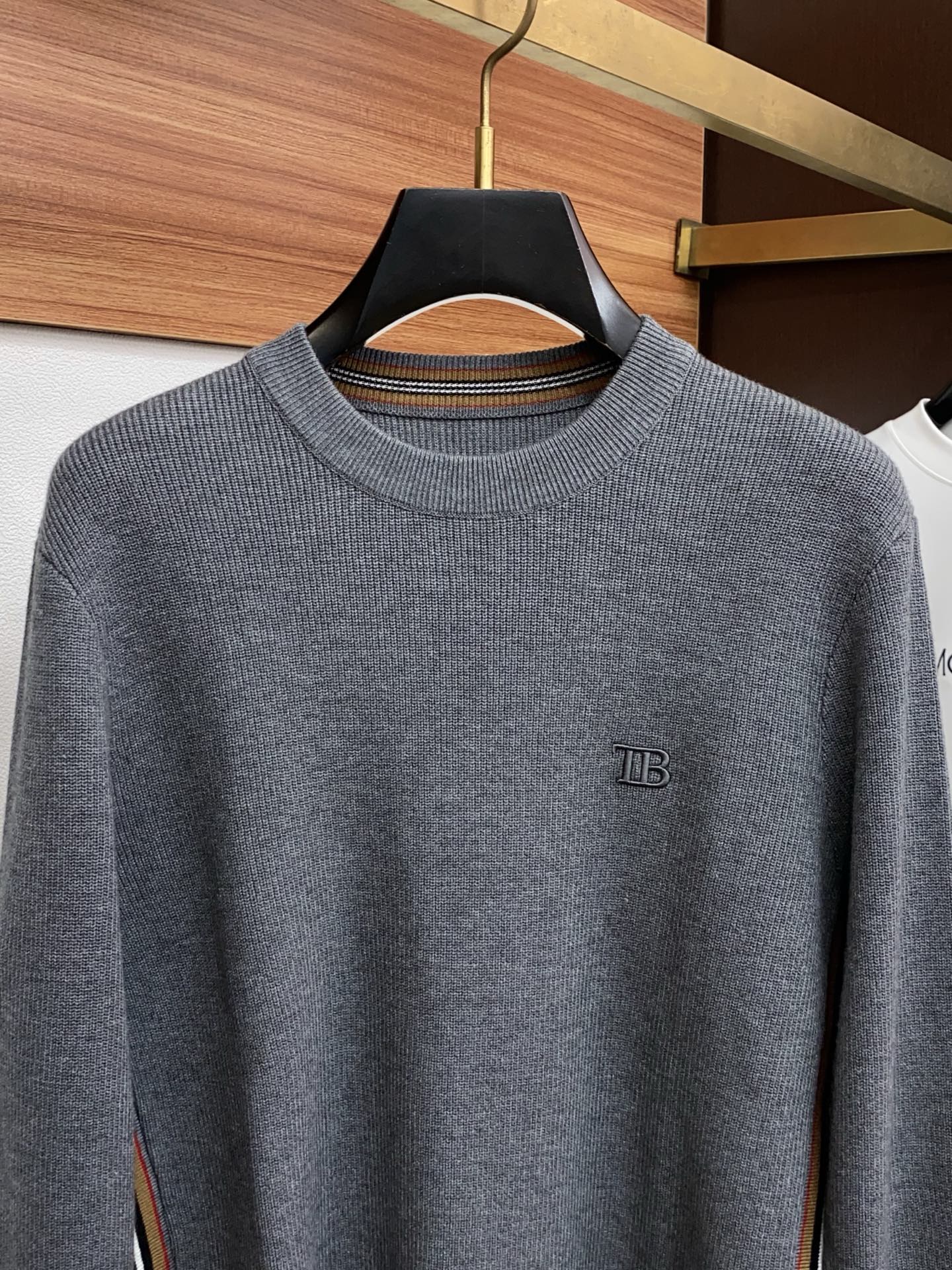 Burberry Basic Clothing Wool M-xl