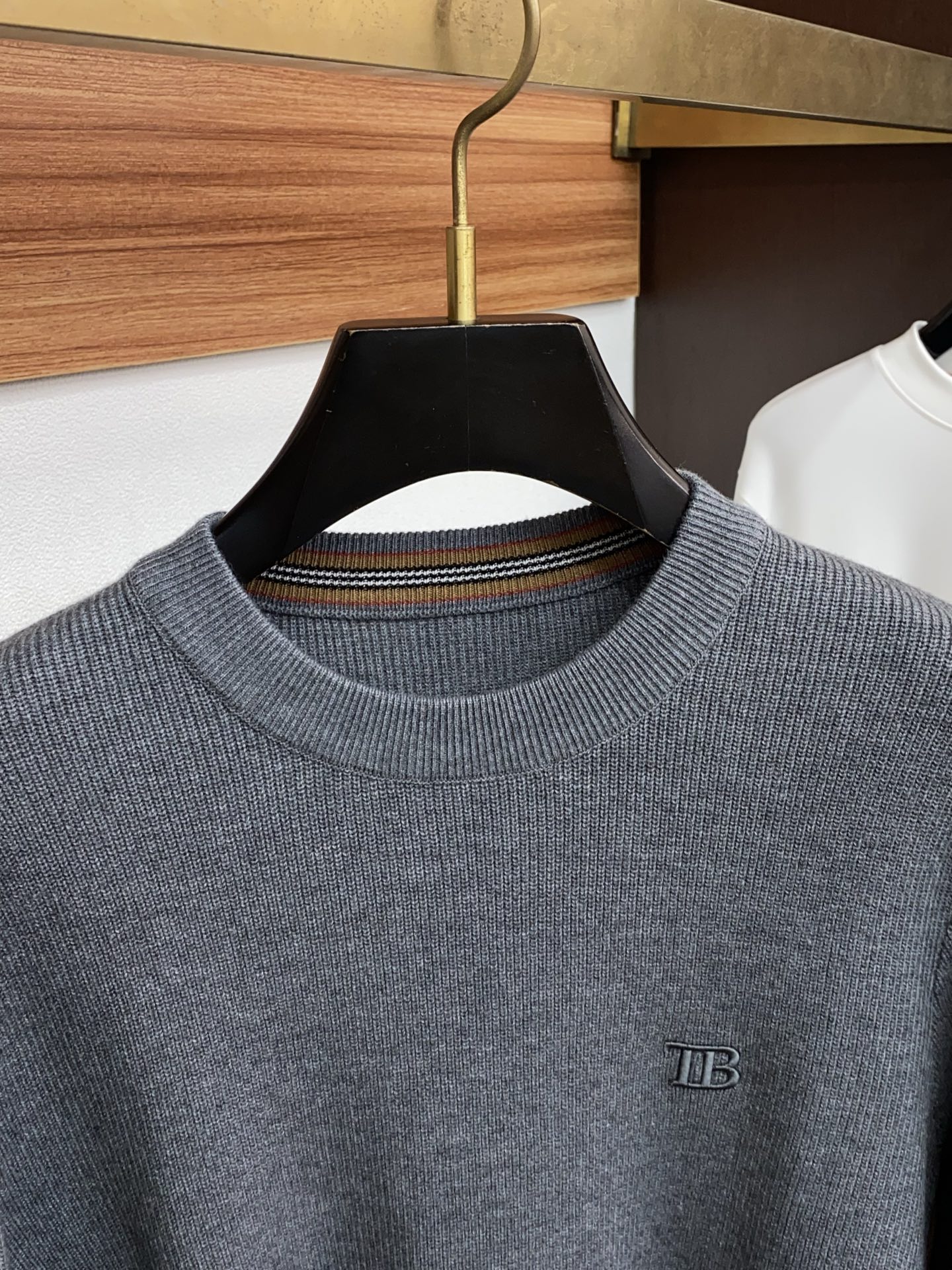 Burberry Basic Clothing Wool M-xl