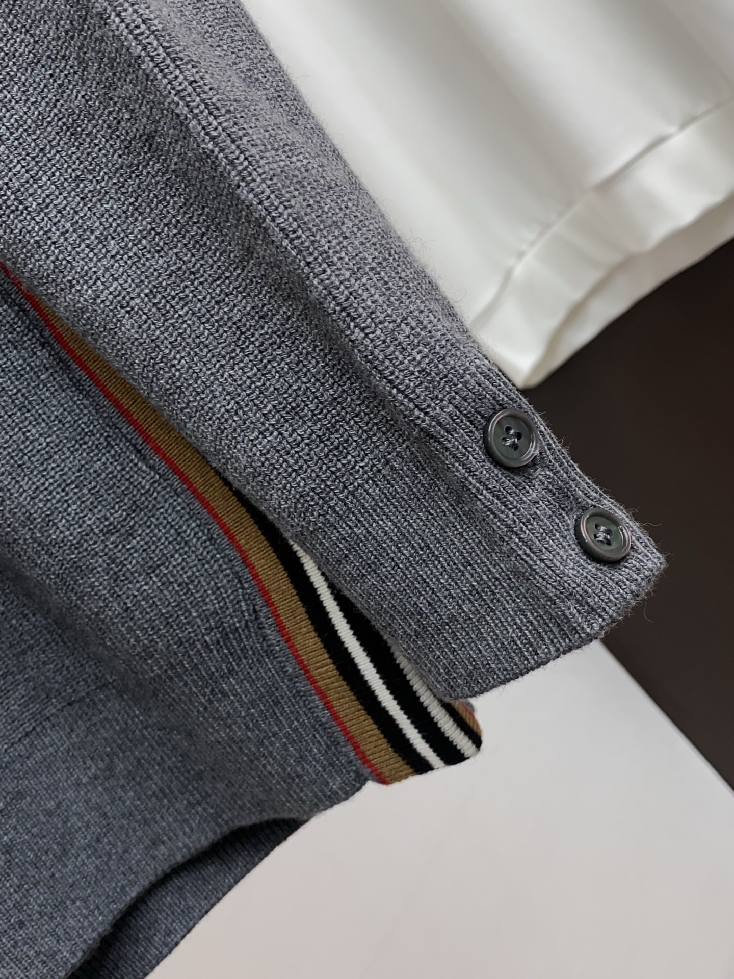 Burberry Basic Clothing Wool M-xl