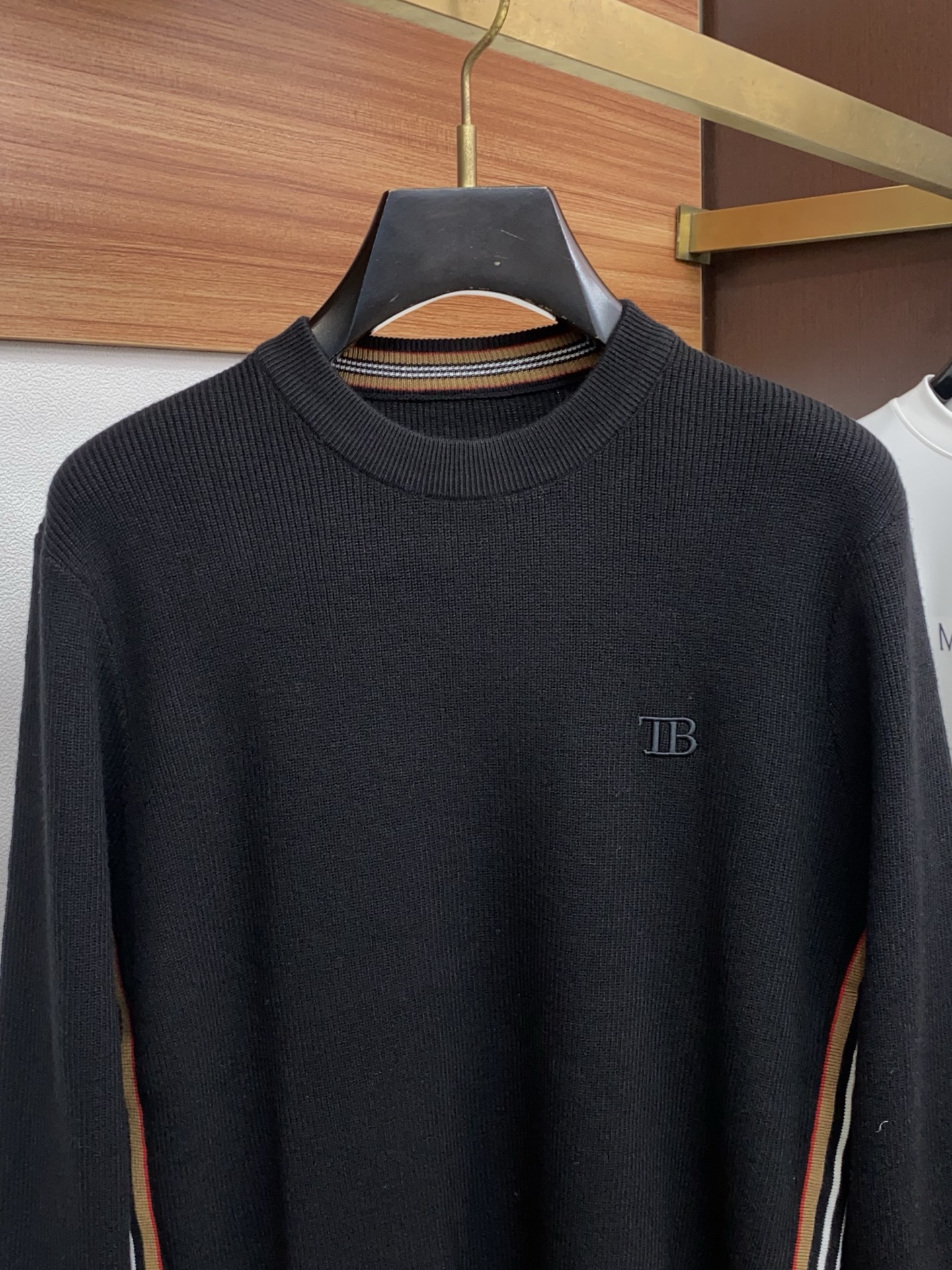 Burberry Basic Clothing Wool M-xl