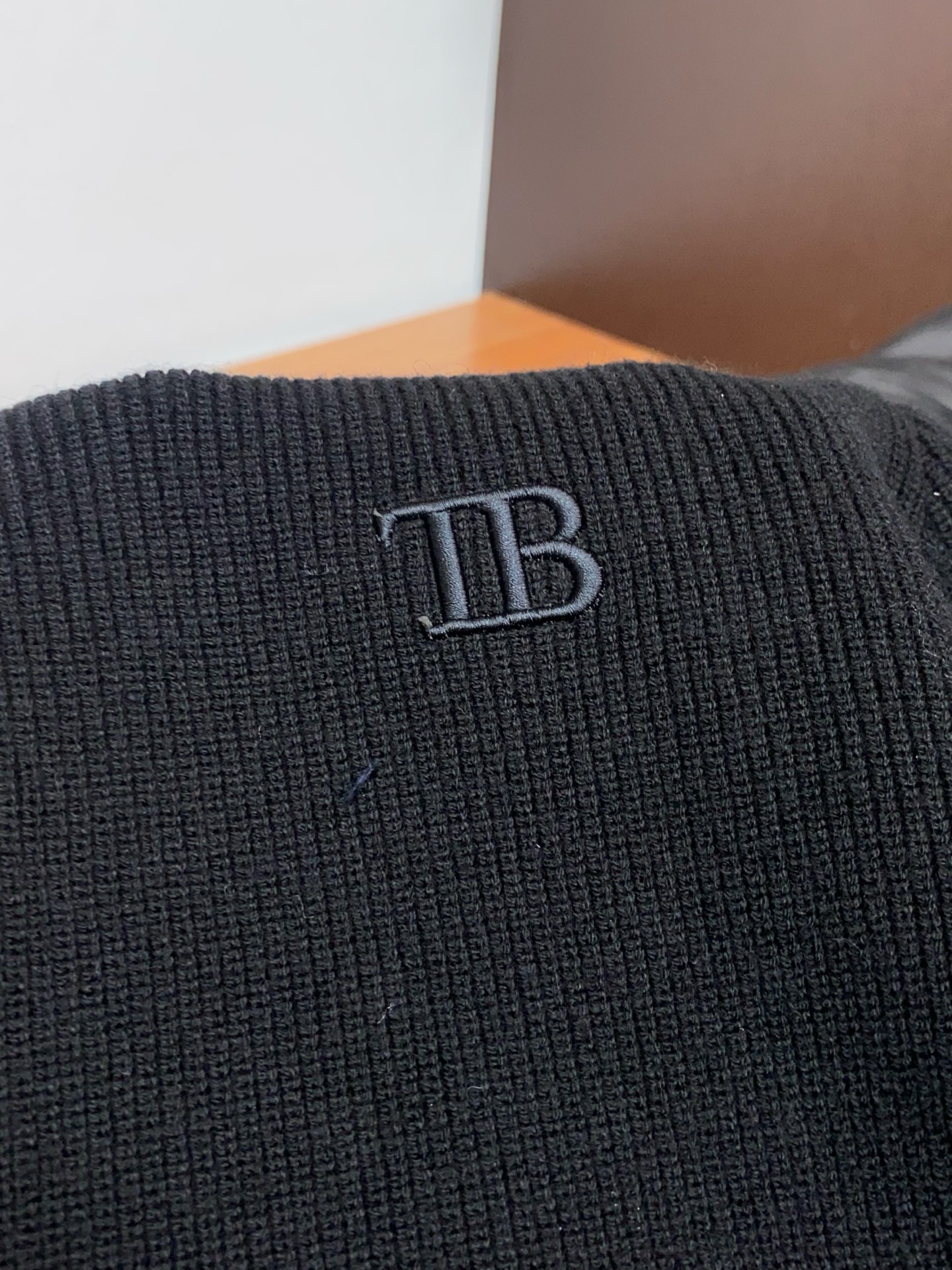 Burberry Basic Clothing Wool M-xl