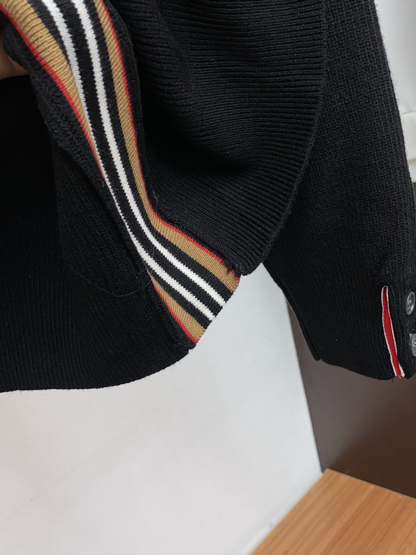 Burberry Basic Clothing Wool M-xl