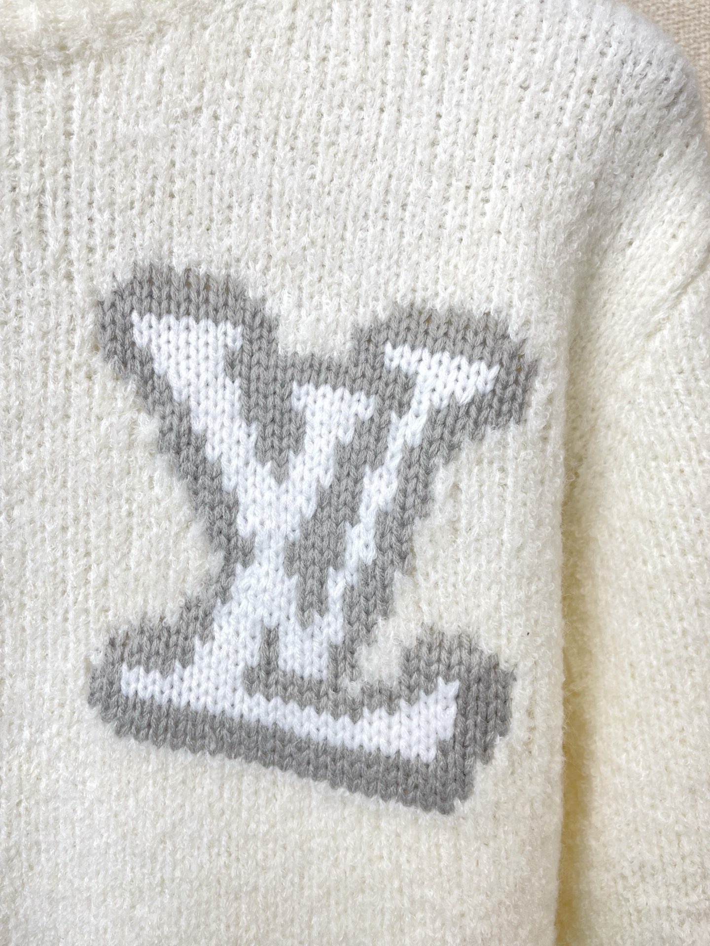 Louis Vuitton Male Basic Clothing S-l-xl