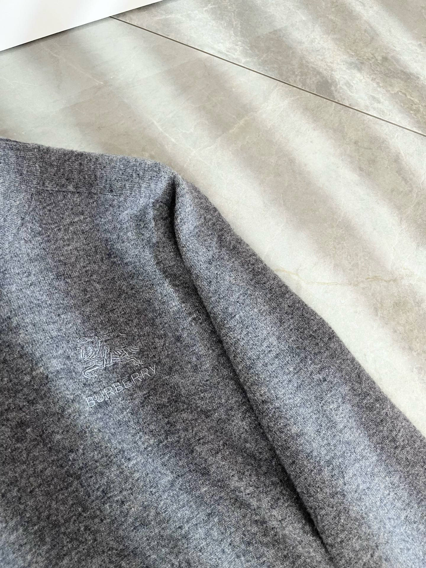 Burberry Basic Clothing Wool M-l-xl