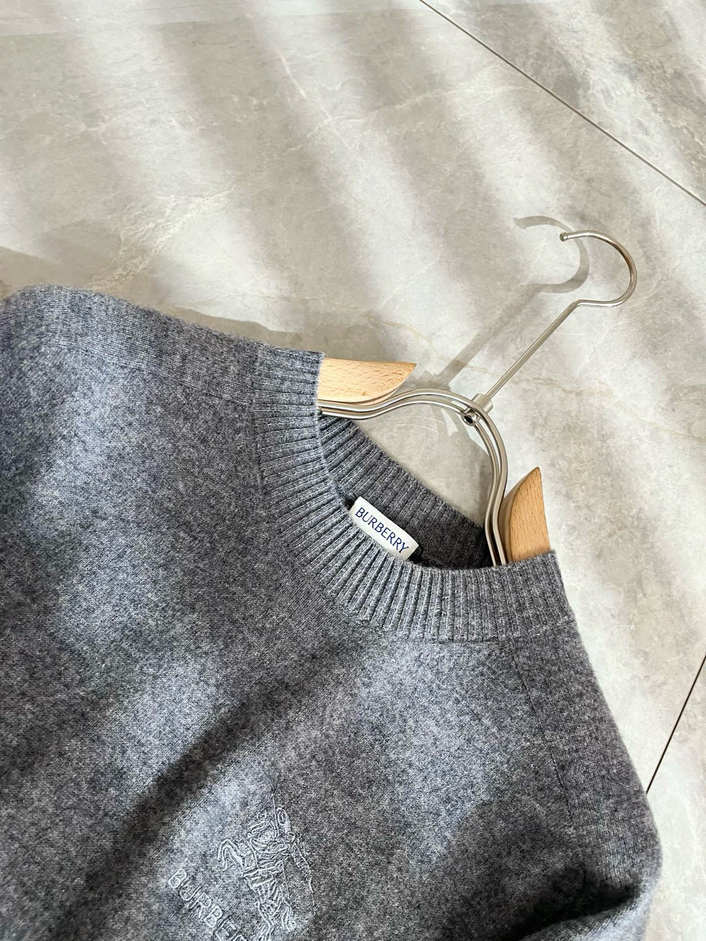 Burberry Basic Clothing Wool M-l-xl