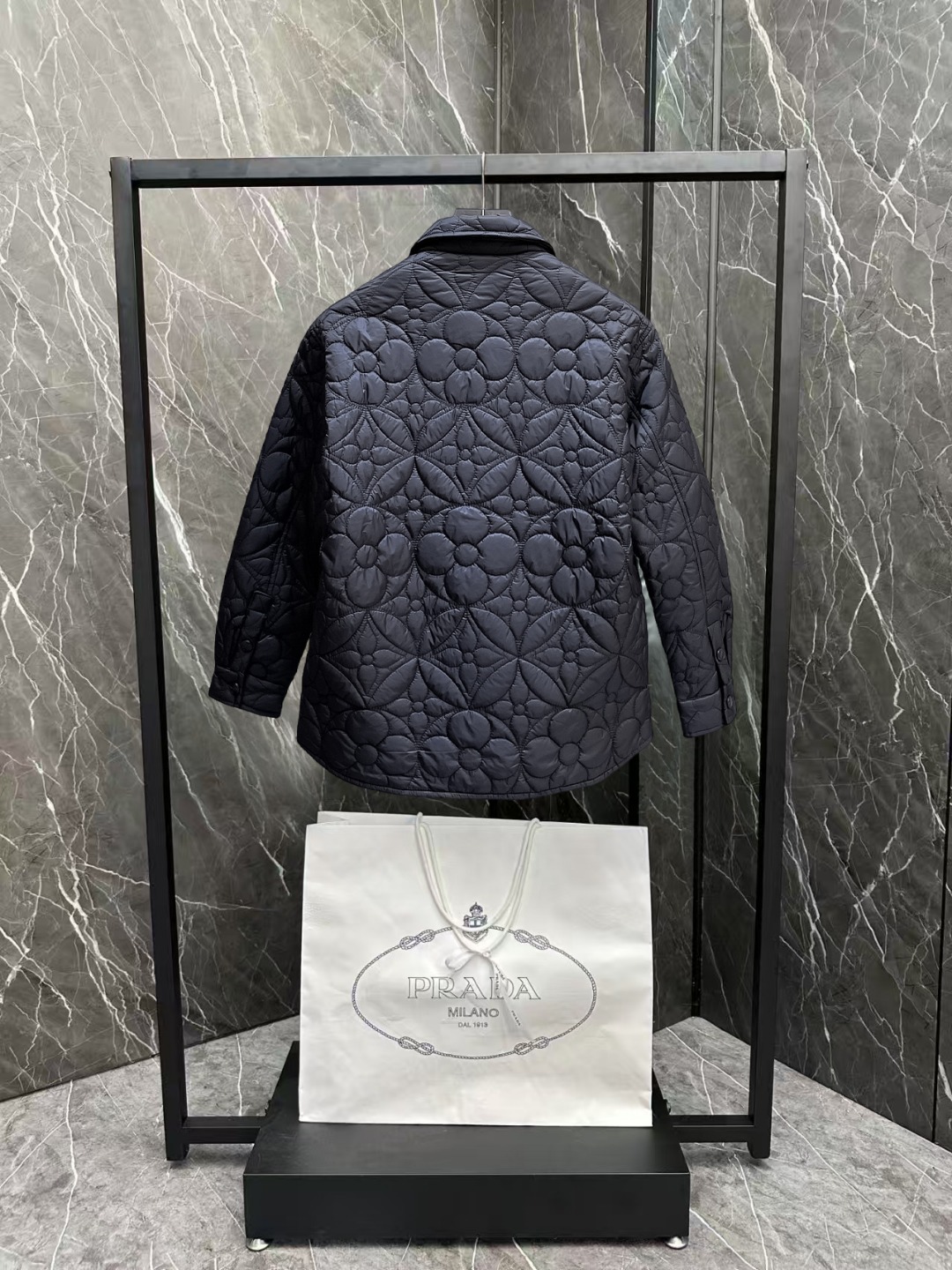 Louis Vuitton Couple Down Jacket Cotton M-l-xl
