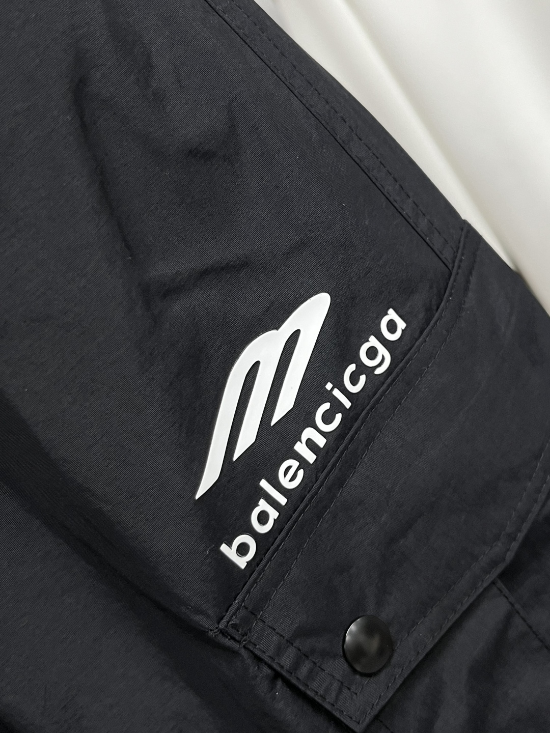 Balenciaga Male Basic Clothing White Duck Down
