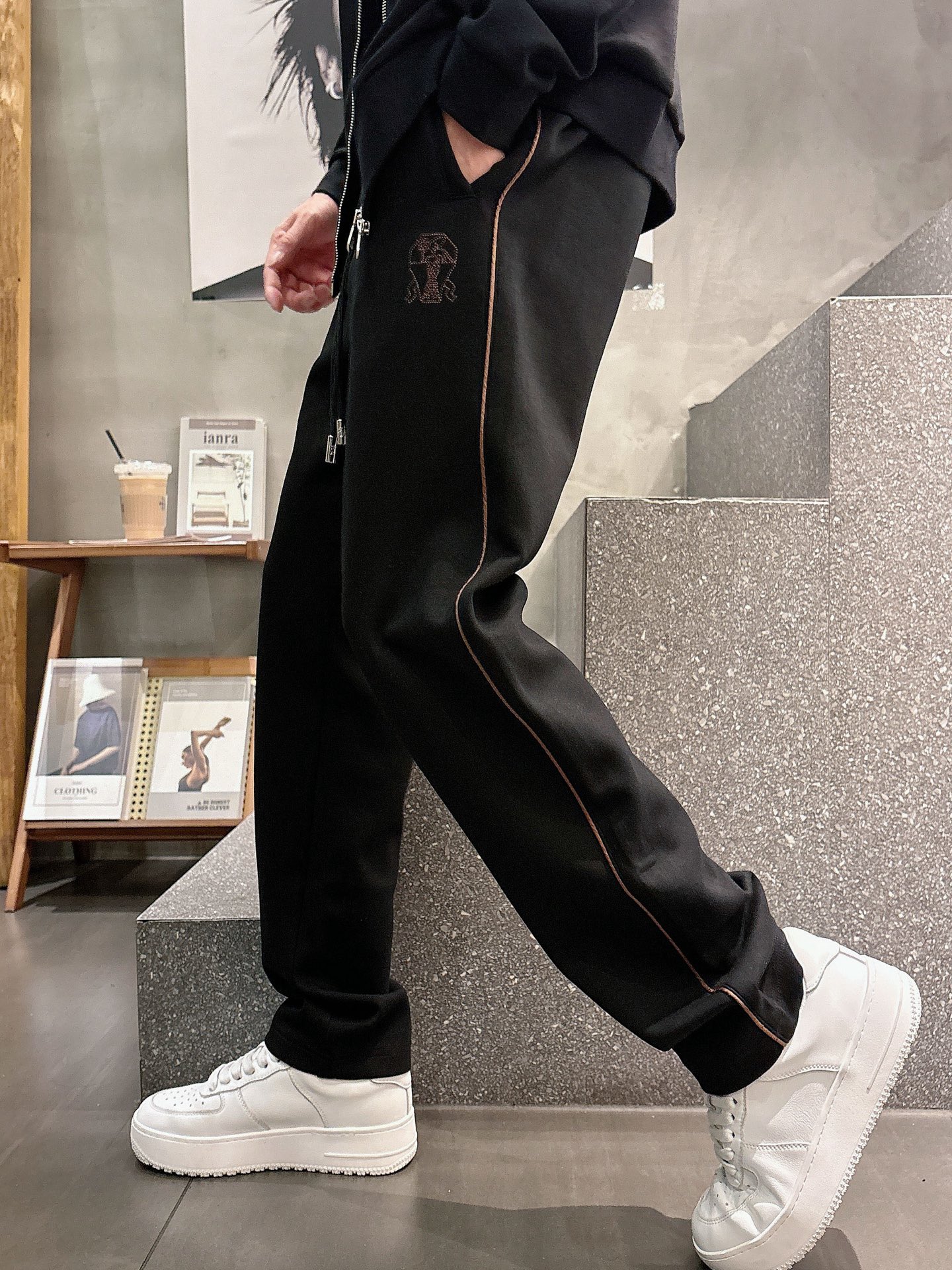 Brunello Cucinelli Basic Clothing Black M-xl
