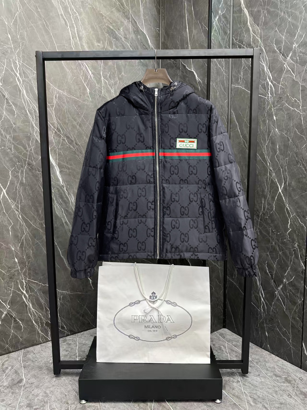 Gucci Couple Down Jacket Goose Down M-l-xl