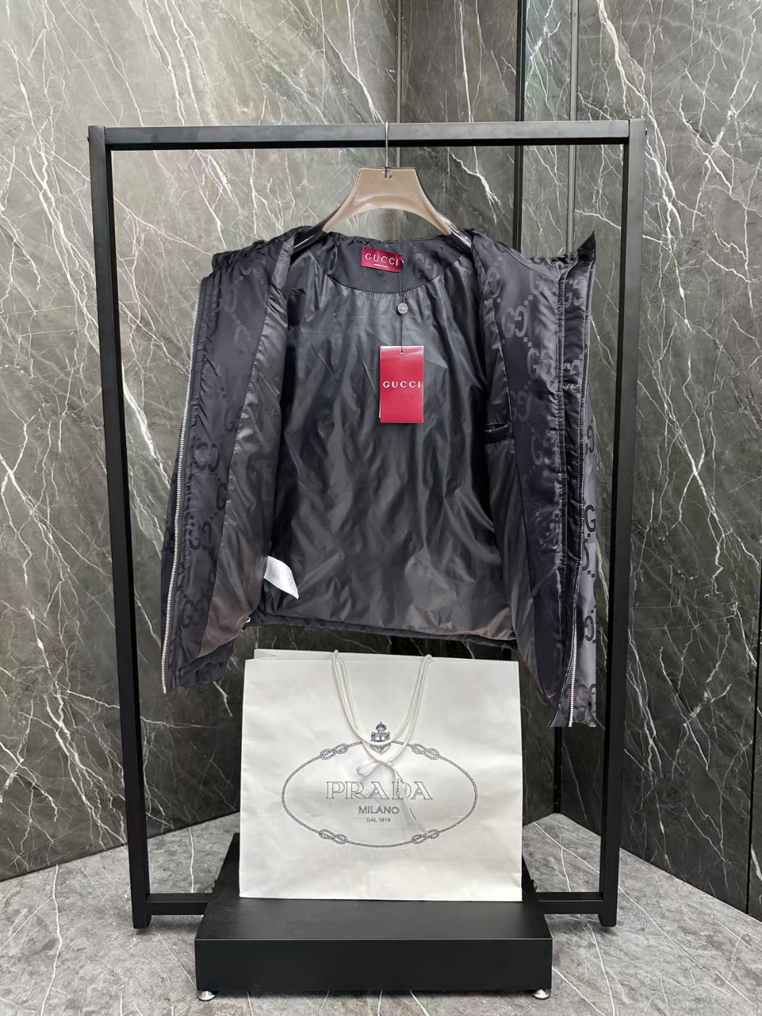 Gucci Couple Down Jacket Goose Down M-l-xl