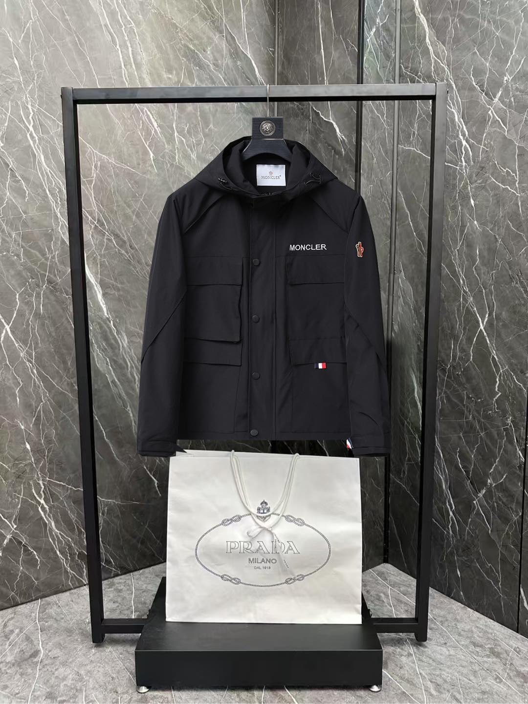 Moncler Jacket M-l-xl