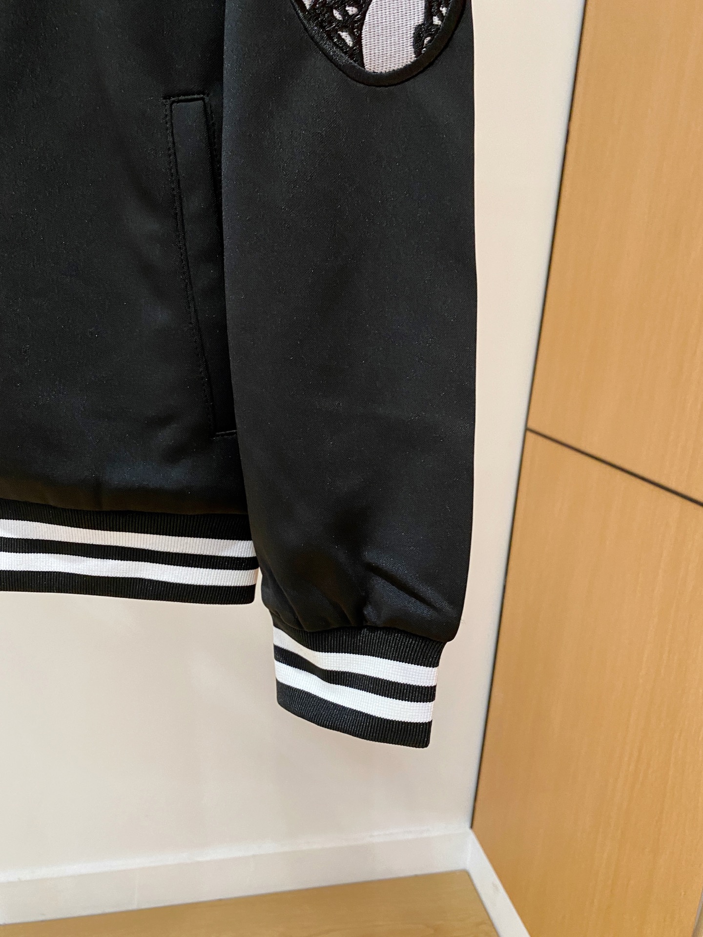 Louis Vuitton Basic Clothing M-l-xxxl