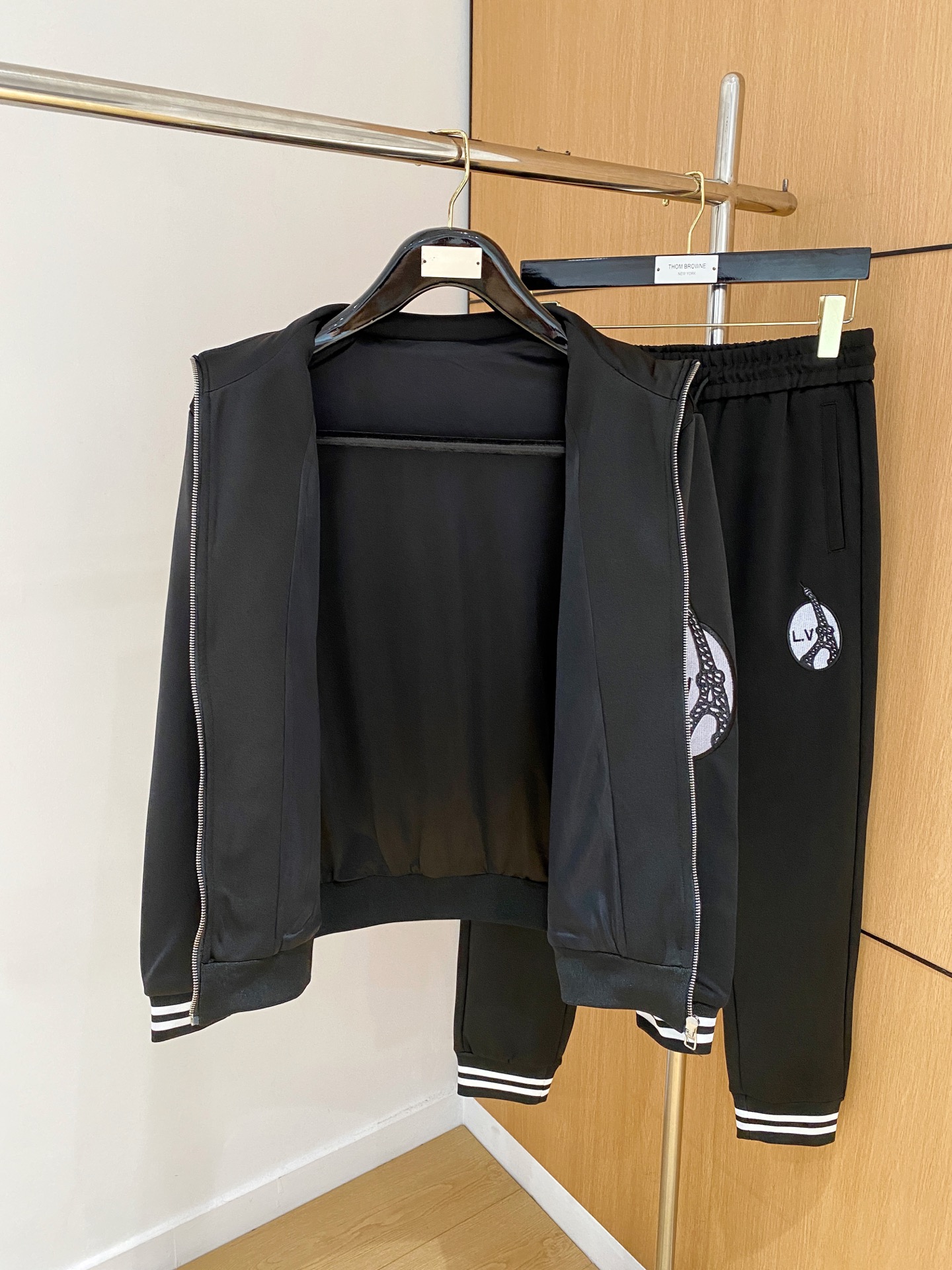 Louis Vuitton Basic Clothing M-l-xxxl