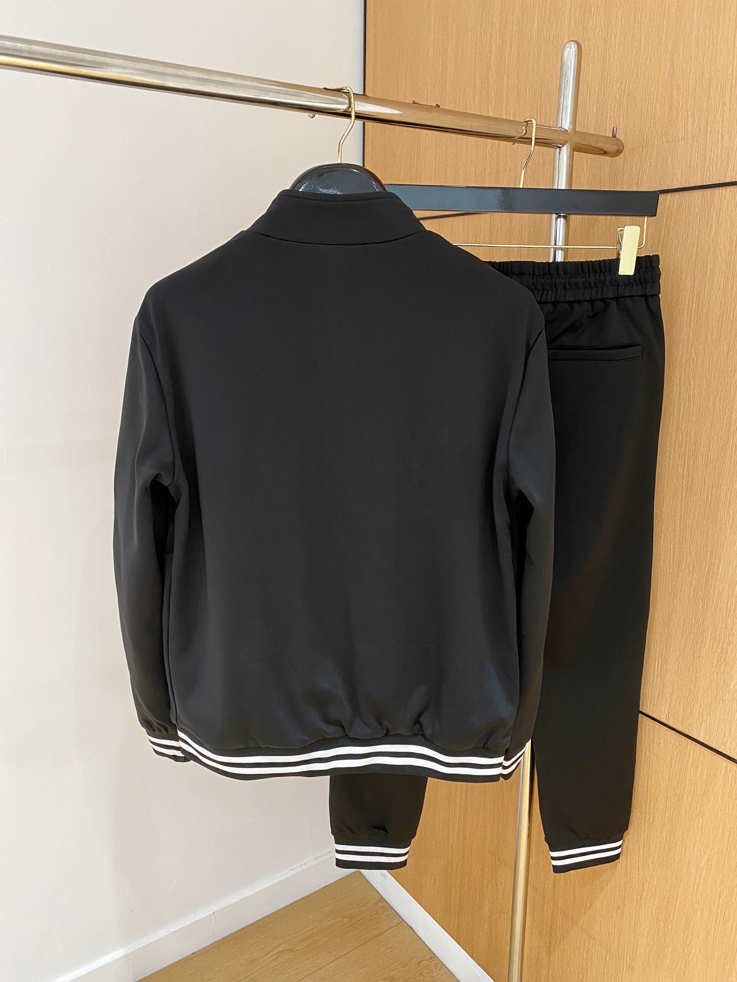 Louis Vuitton Basic Clothing M-l-xxxl