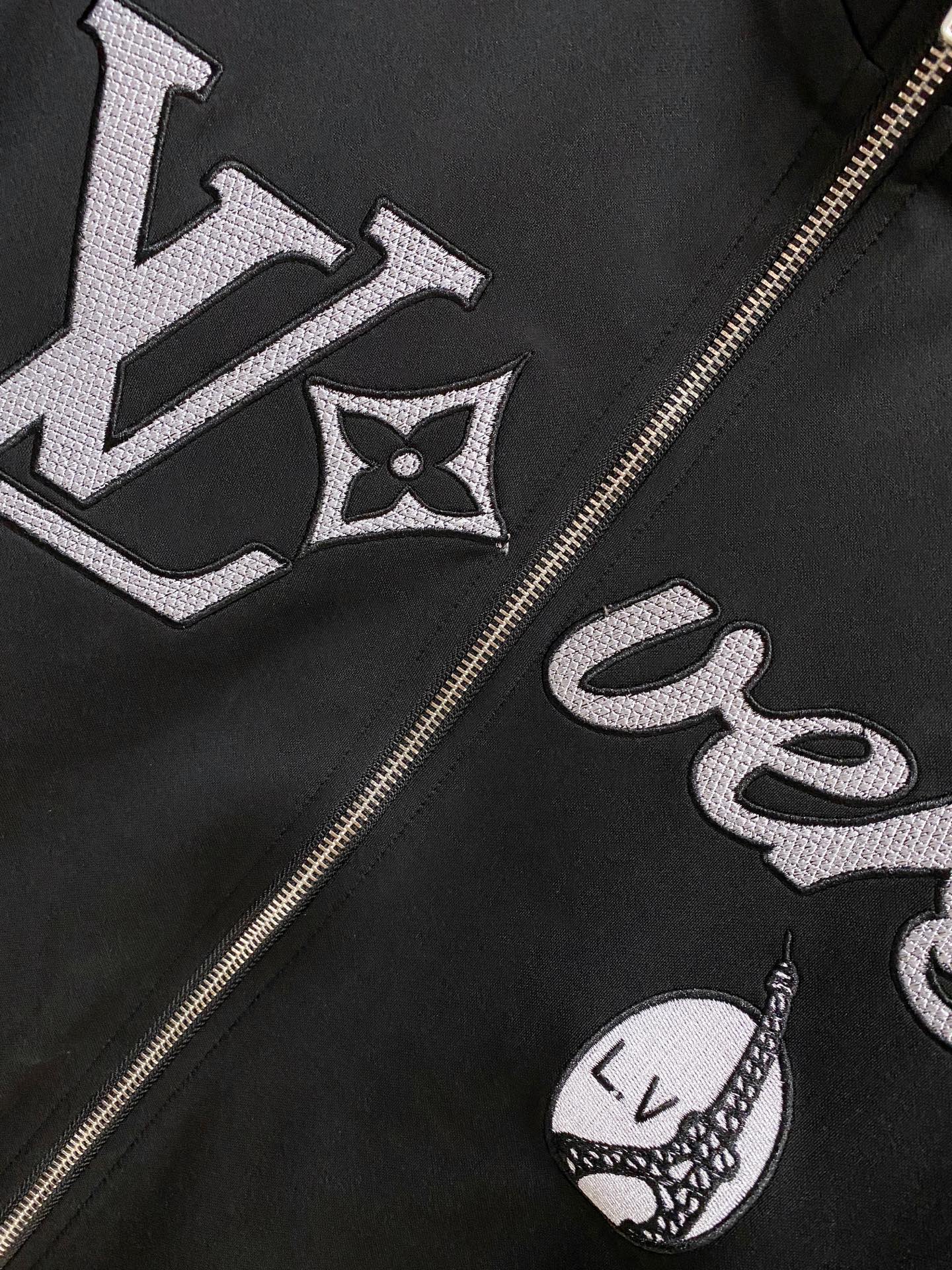 Louis Vuitton Basic Clothing M-l-xxxl