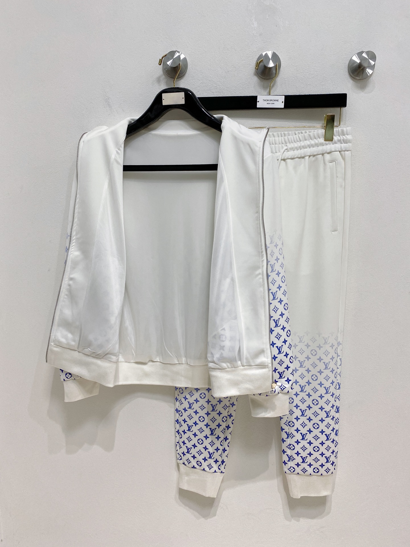Louis Vuitton Basic Clothing M-l-xxxl