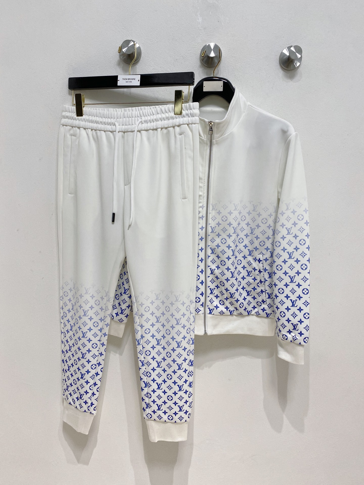 Louis Vuitton Basic Clothing M-l-xxxl