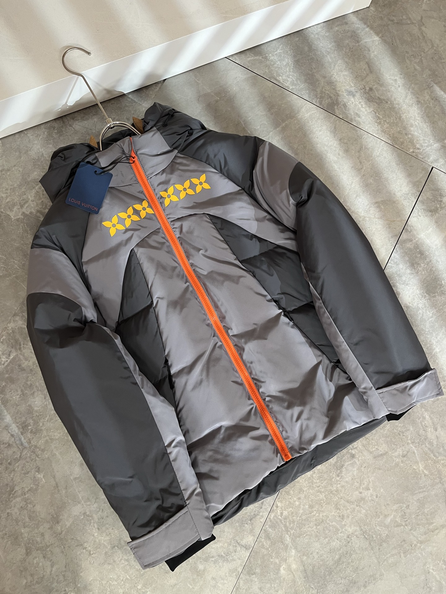 Louis Vuitton Couple Down Jacket Loose Fit S-m-l-xl