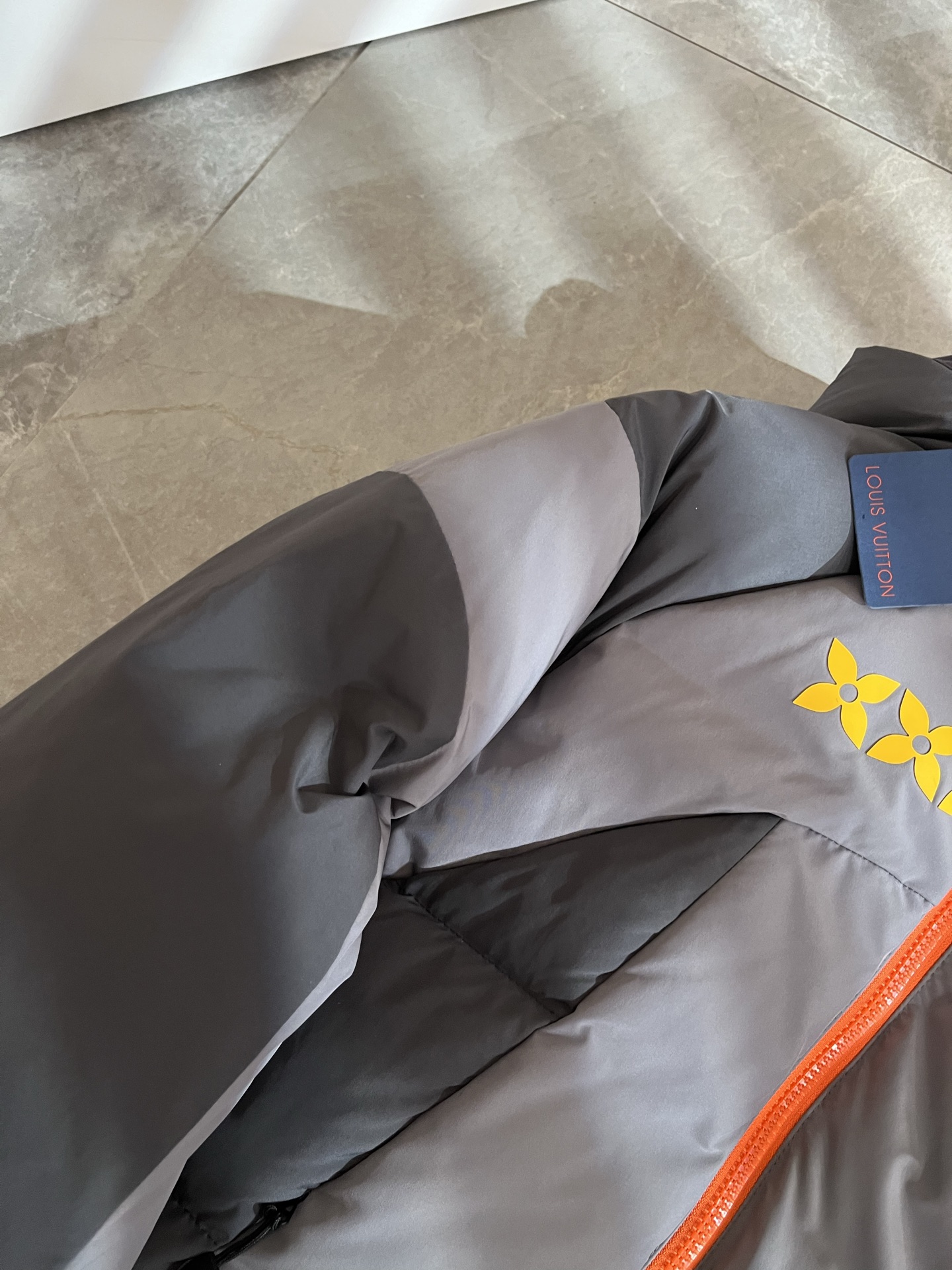 Louis Vuitton Couple Down Jacket Loose Fit S-m-l-xl
