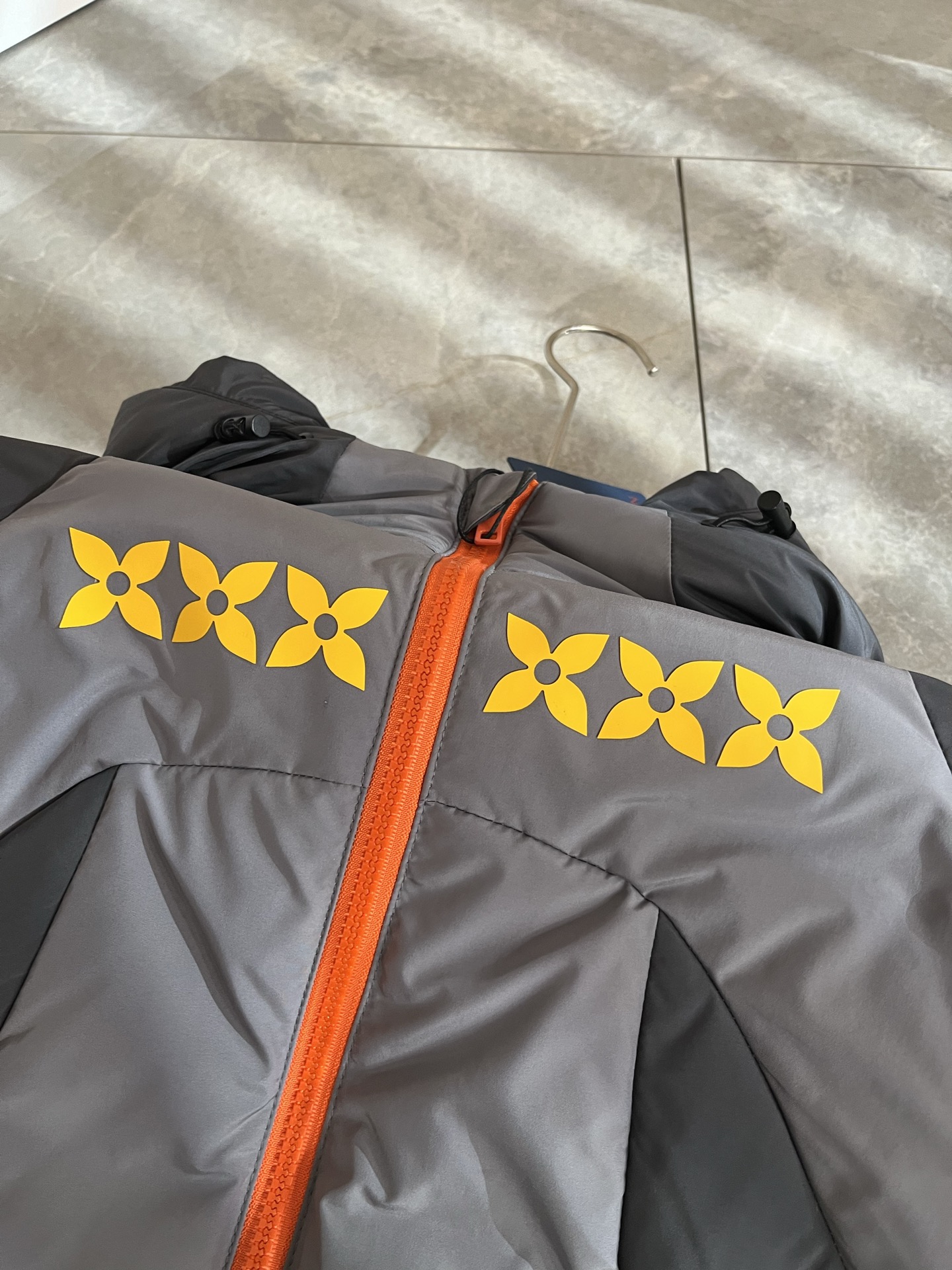 Louis Vuitton Couple Down Jacket Loose Fit S-m-l-xl