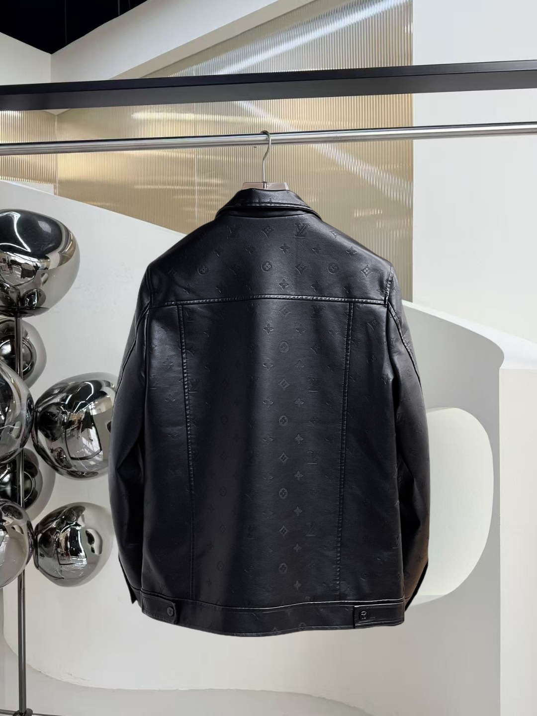 Louis Vuitton Jacket M-l-xl