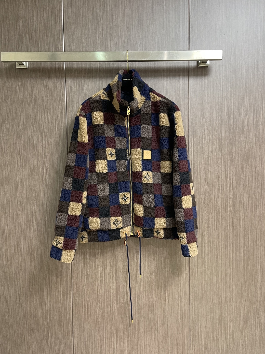 Louis Vuitton Basic Clothing S-m-l-xl