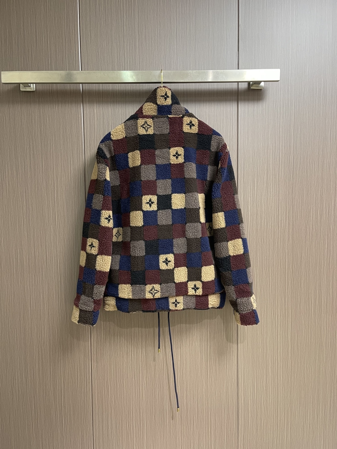 Louis Vuitton Basic Clothing S-m-l-xl