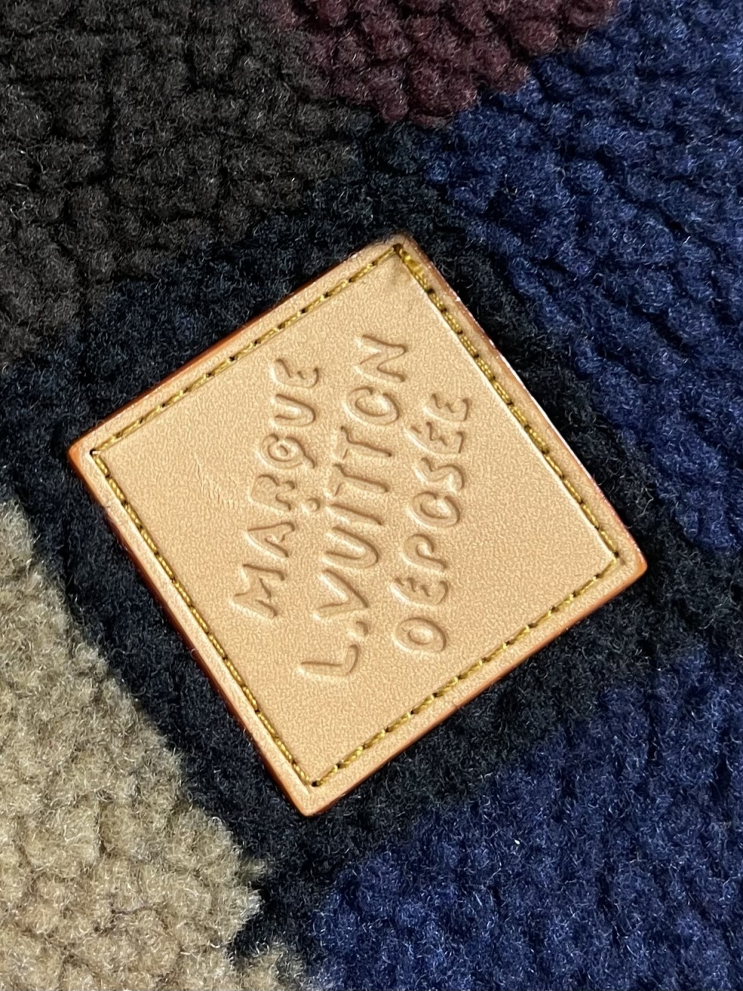 Louis Vuitton Basic Clothing S-m-l-xl
