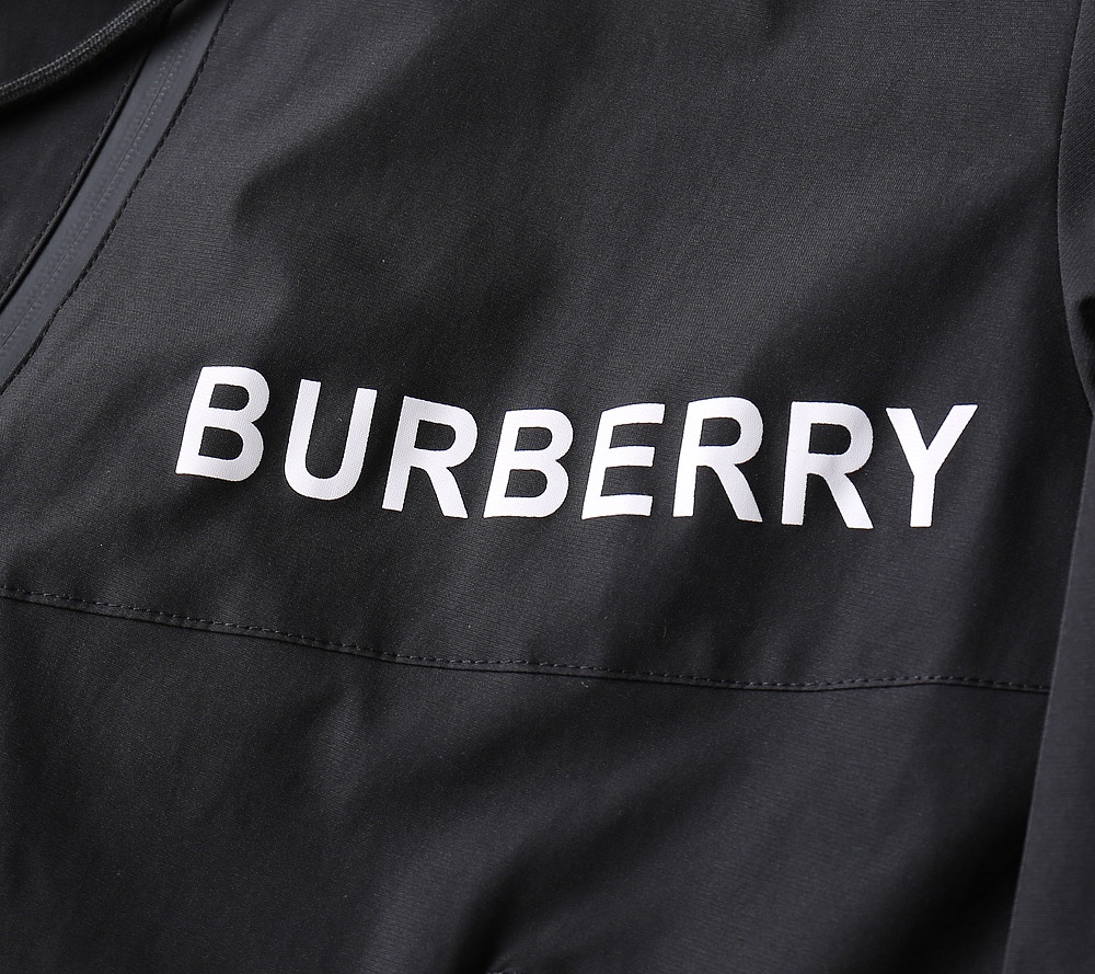 Burberry Jacket M-xl