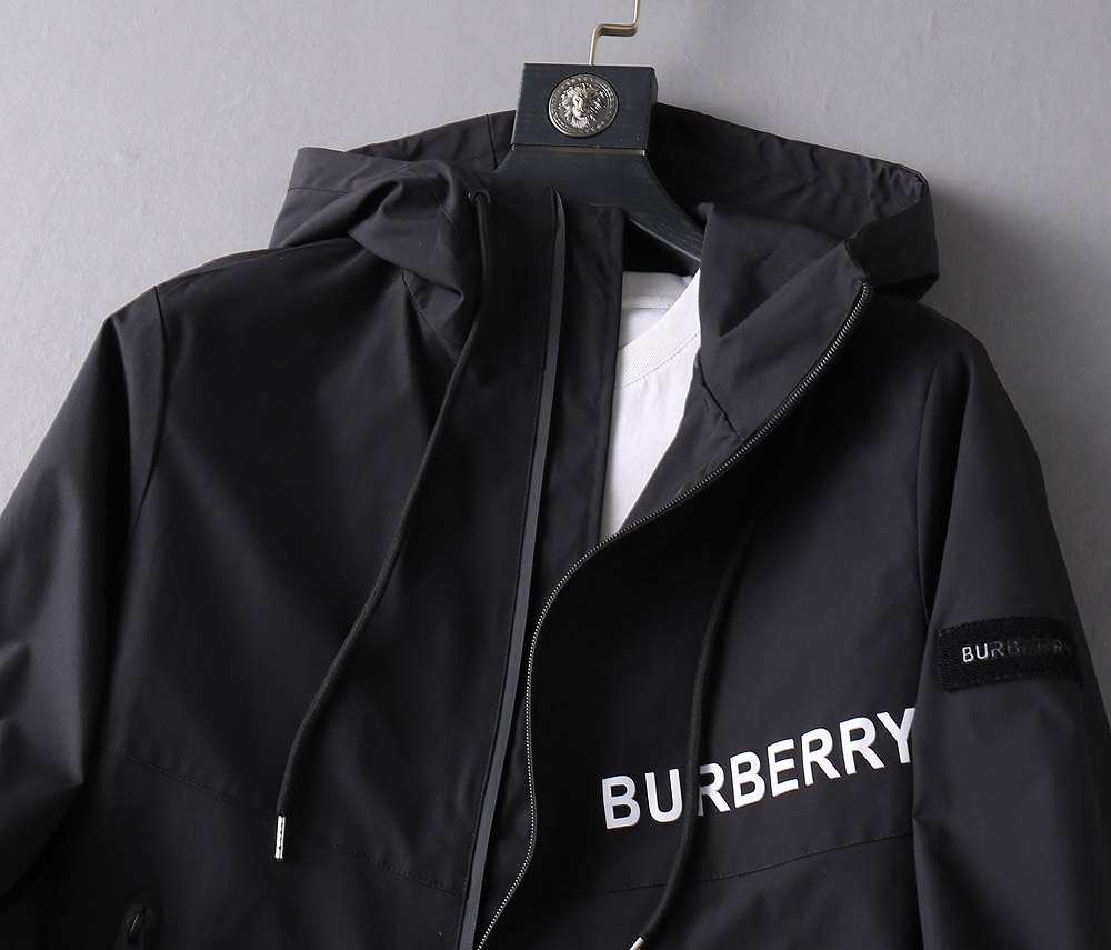 Burberry Jacket M-xl