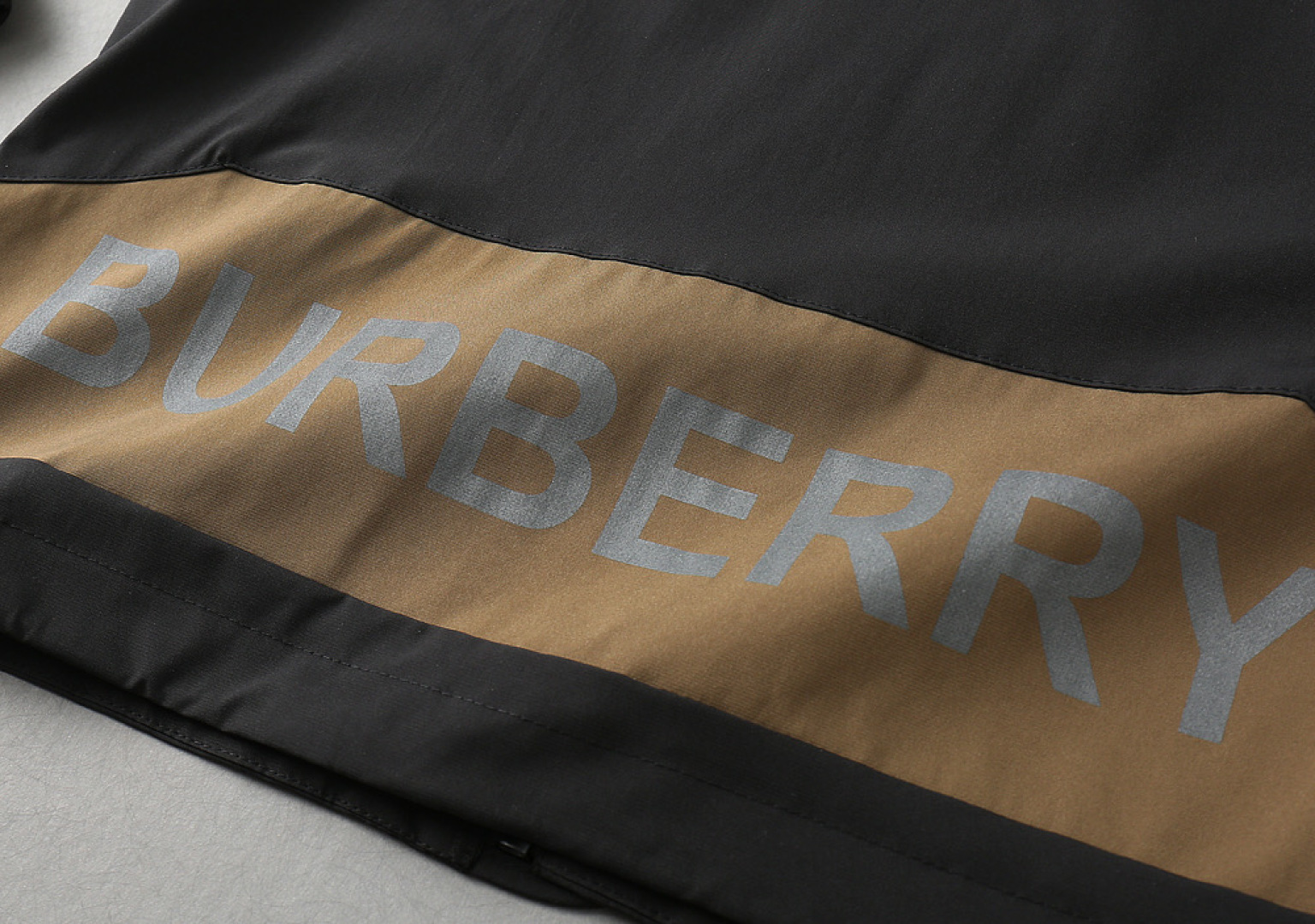 Burberry Jacket M-l-xxxl