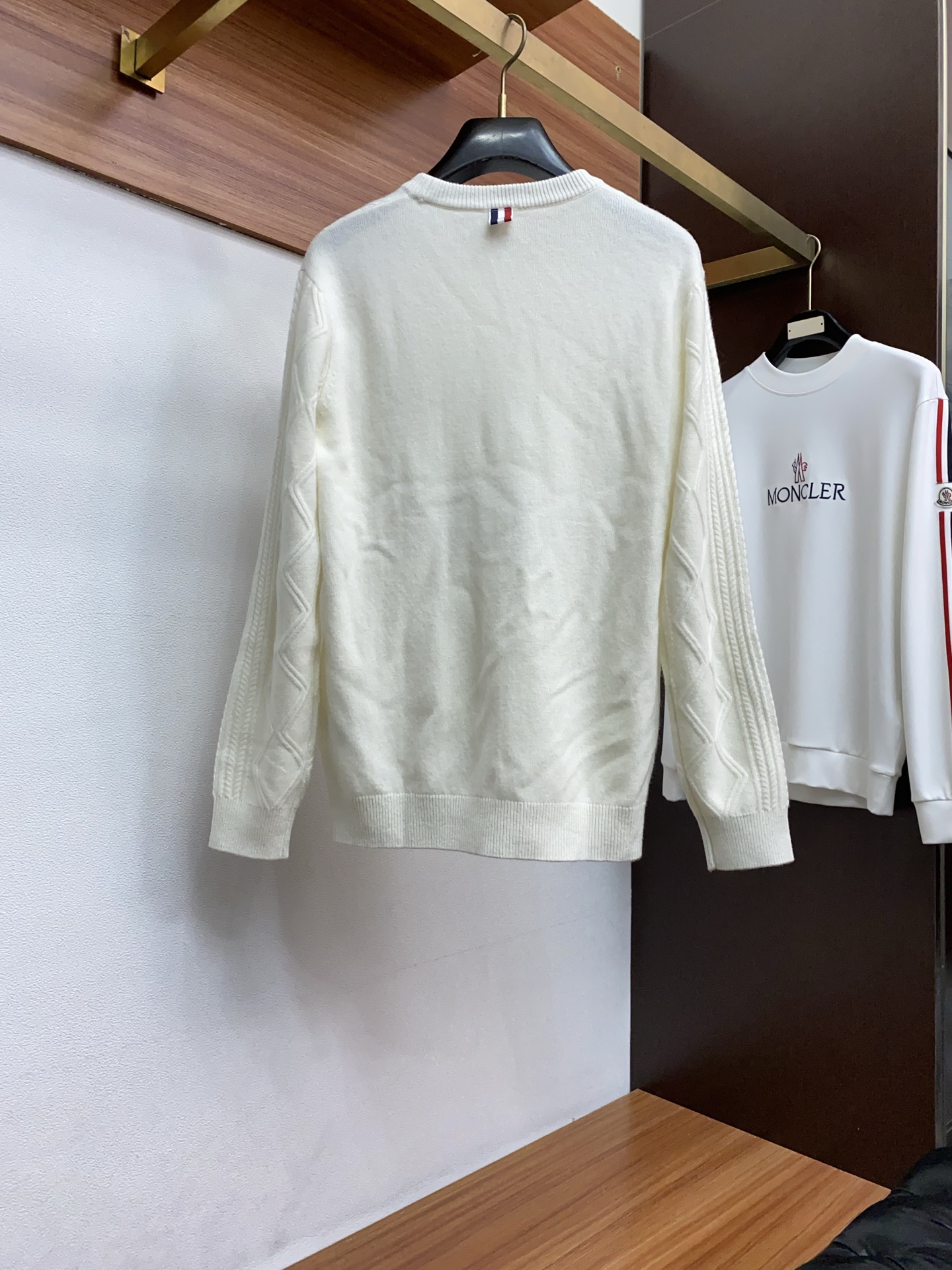 Burberry Basic Clothing Cashmere M-xl