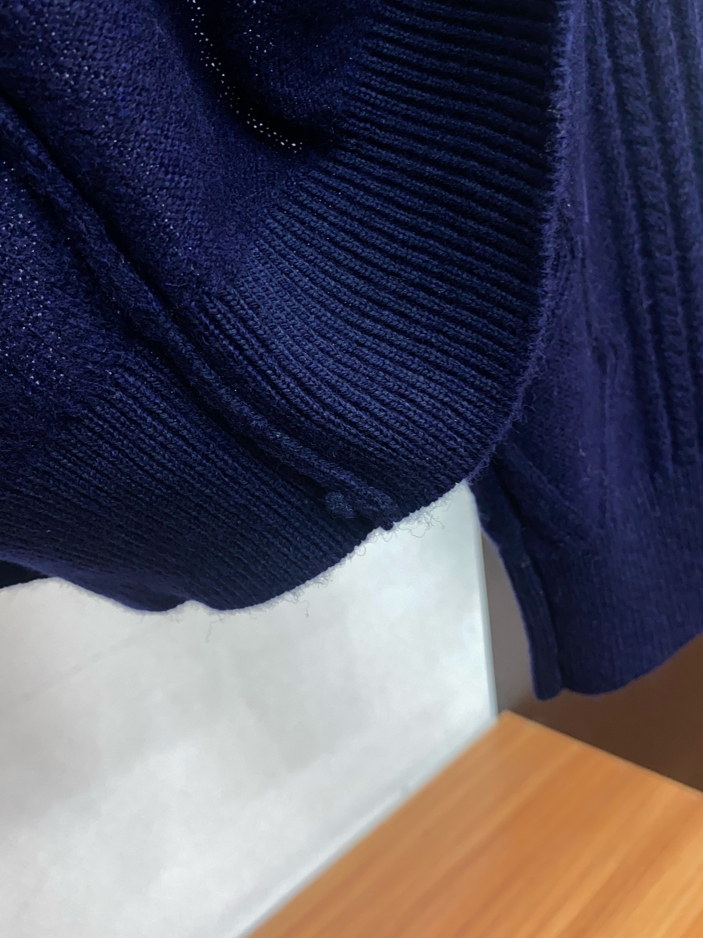 Burberry Basic Clothing Cashmere M-xl