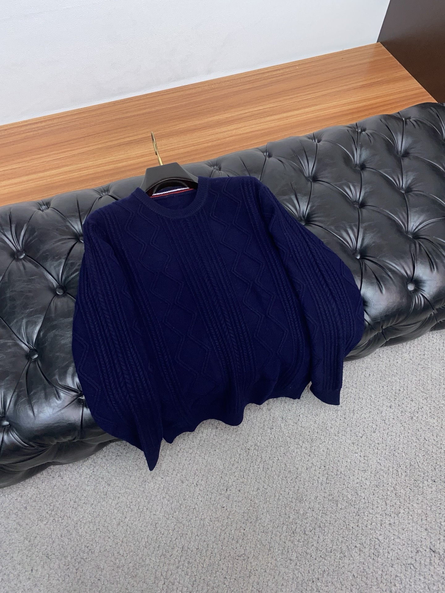 Burberry Basic Clothing Cashmere M-xl